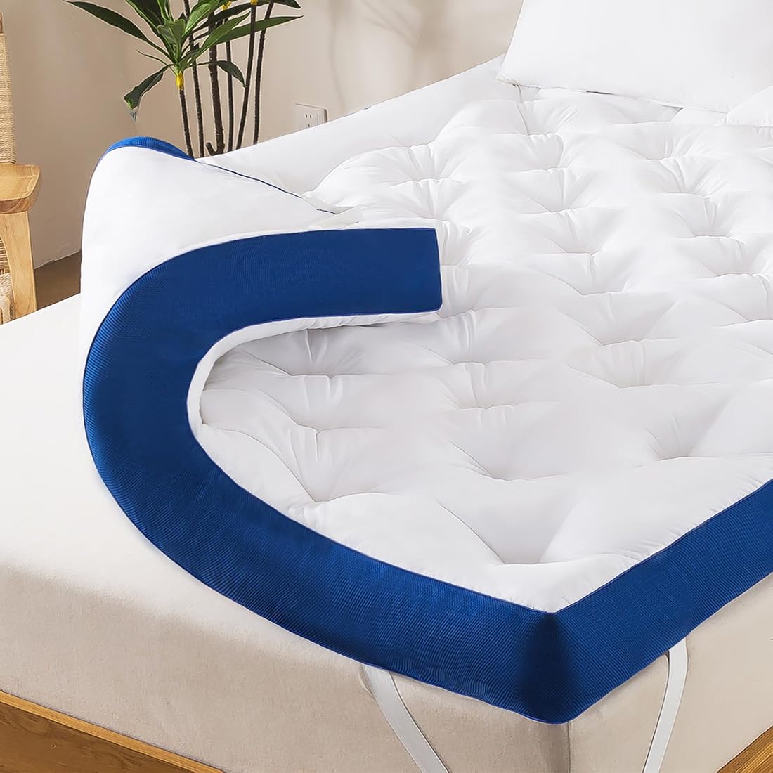 Etokfoks  5 in Queen Memory Foam Mattress Topper with Air Fiber Fill Pillow Top Quilted White