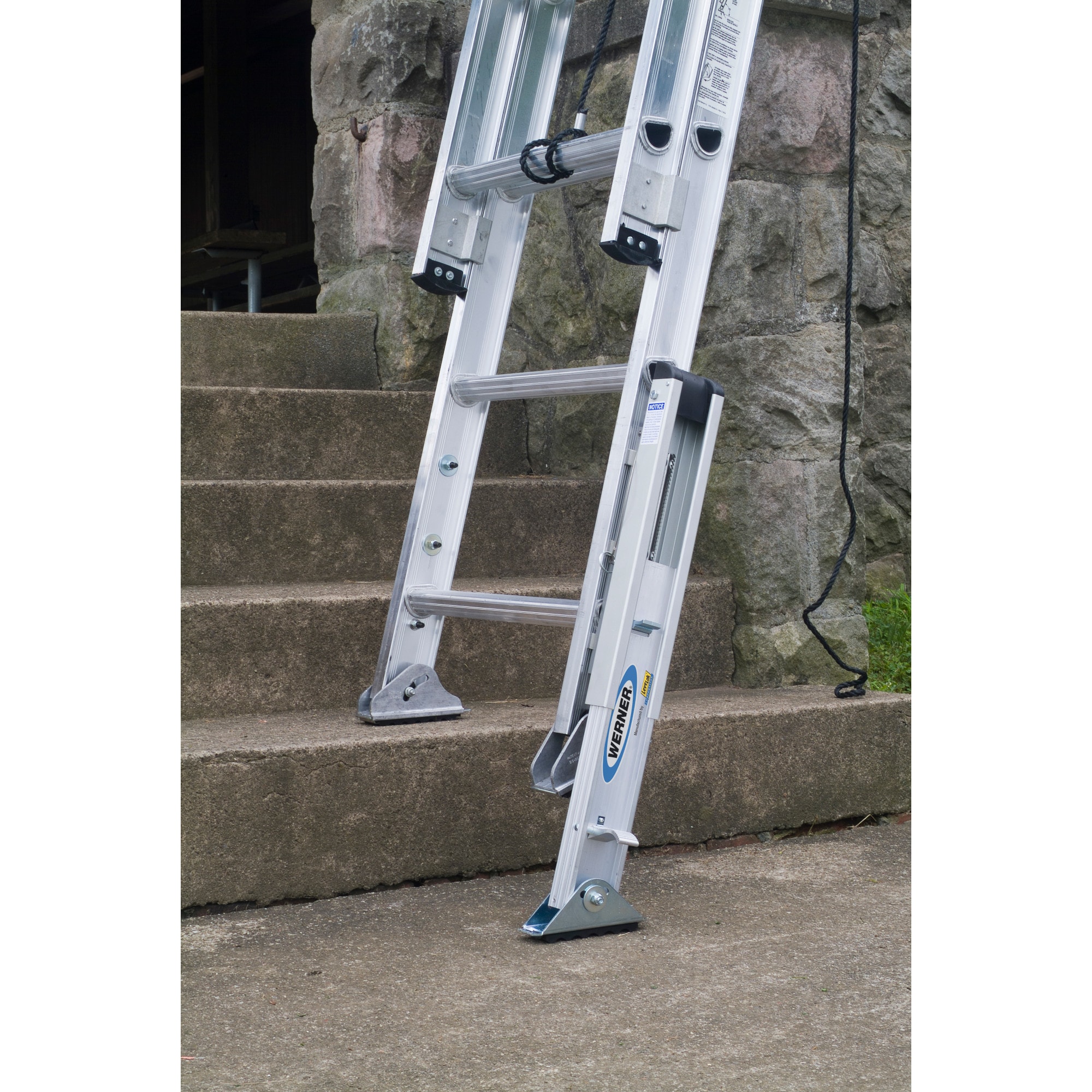 Louisville® AE2216 Multi-Section Extension Ladder - 16 ft OAL - 300 lb Load  - 12 in Adjustable Increments - Aluminum