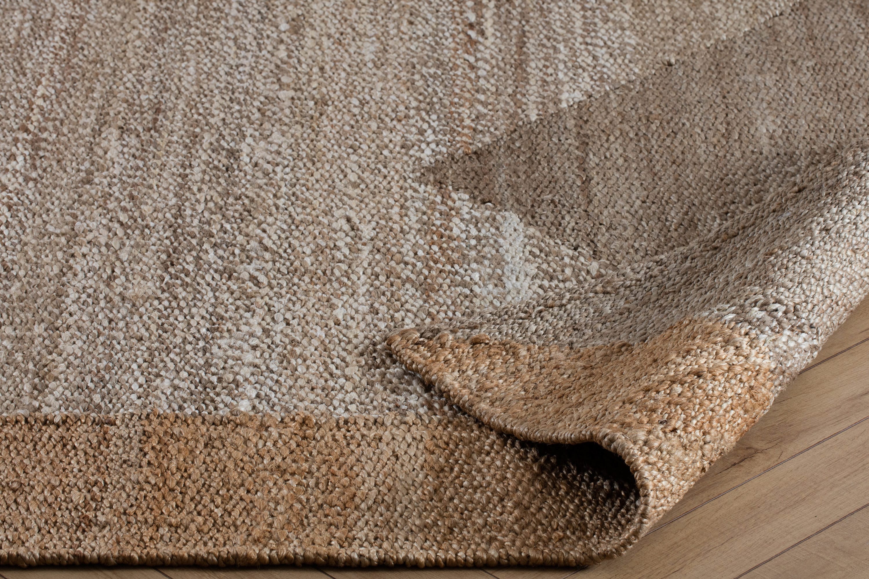 Eden Natural & Tan Handmade Jute Area Rug 5' x 8'