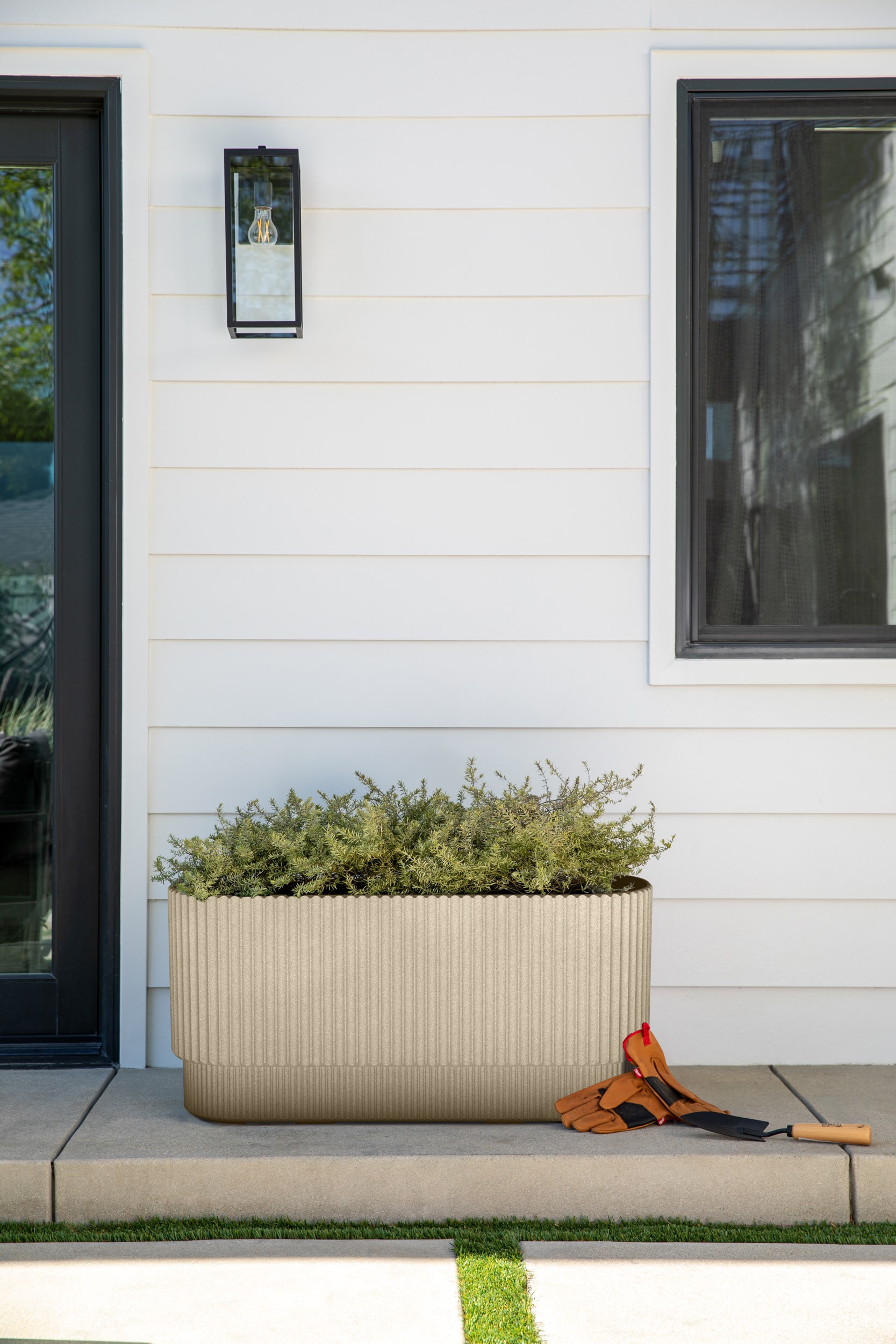 Veradek DMVLO30T Planter-Window-Box - View #4