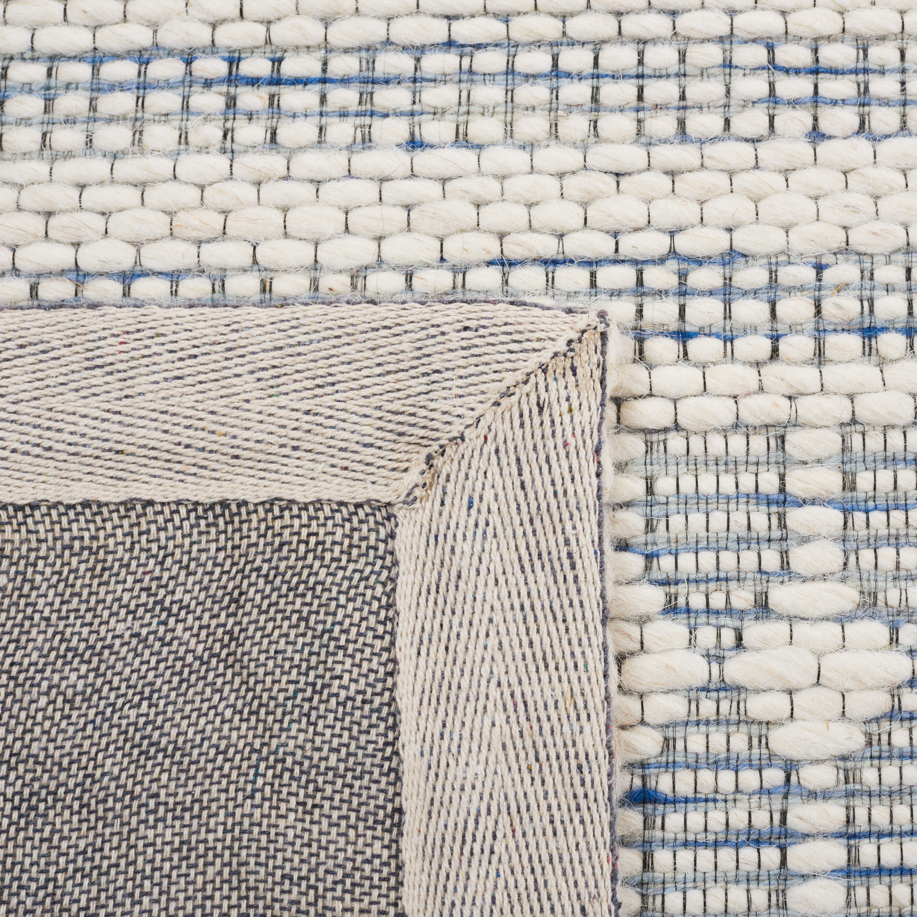 Safavieh MRB327N-4 rugs - View #3