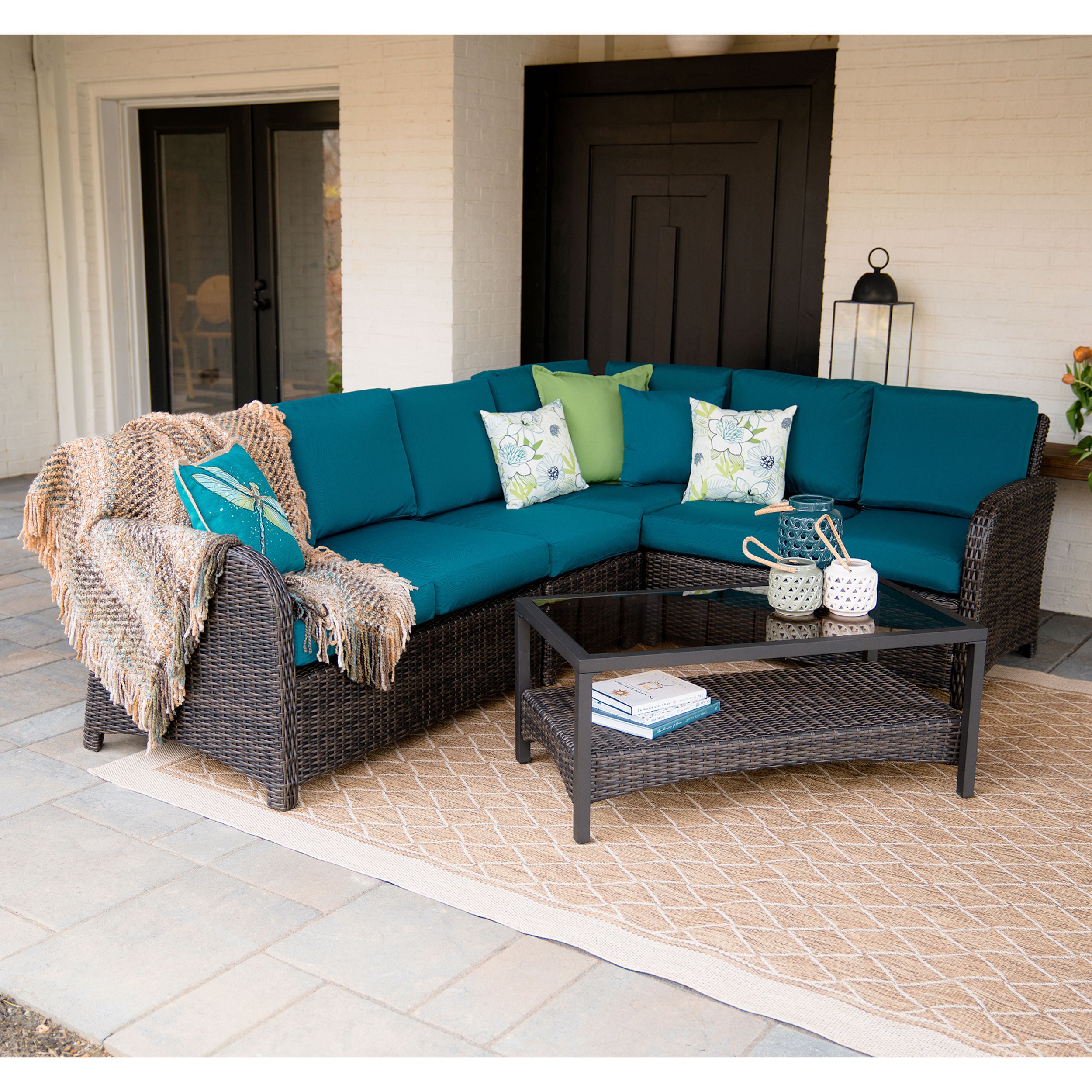 Leisure Made 779665-PEA Jackson 5-Piece Wicker Patio Conversation Set with Blue Cushions