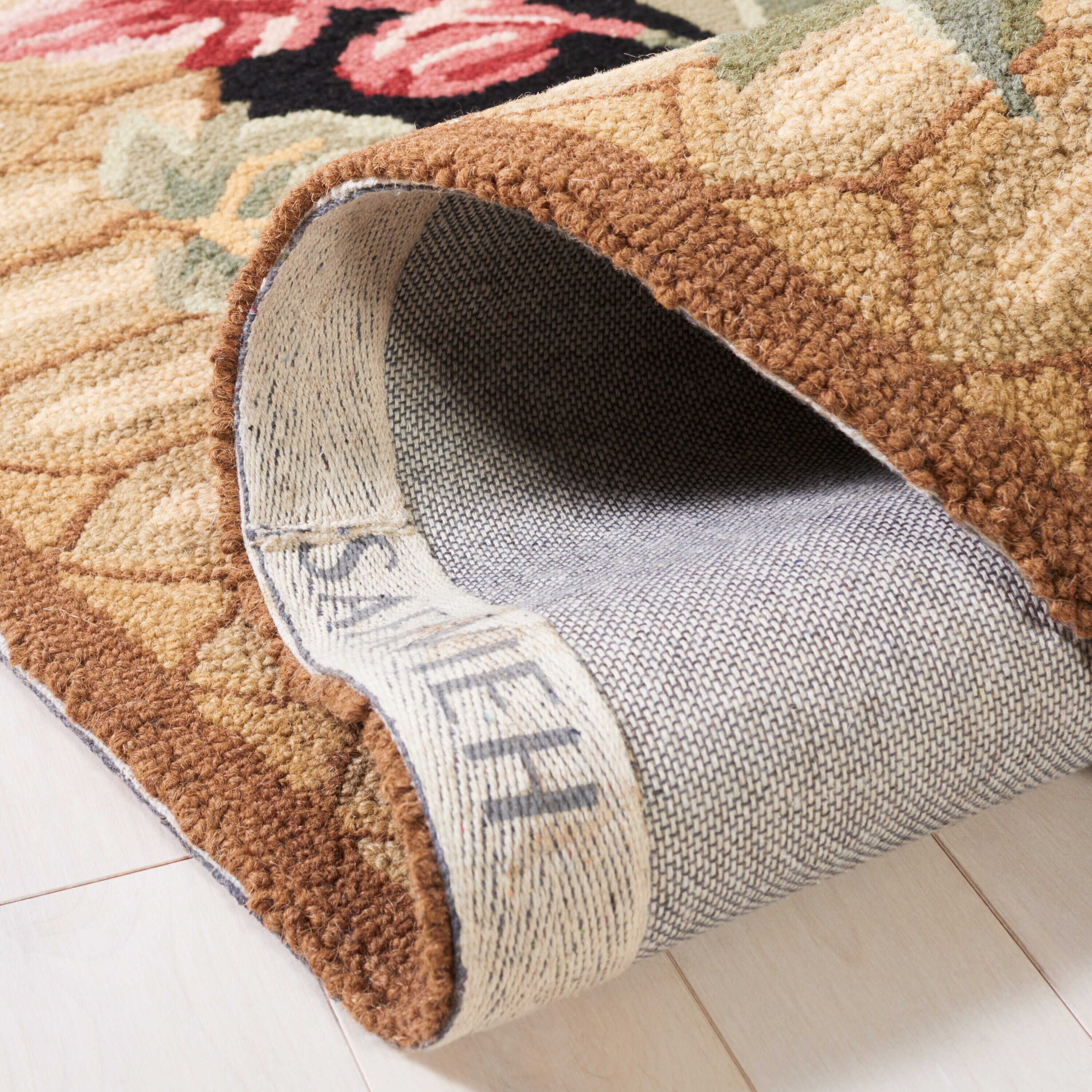 Safavieh HK301A-4R rugs - View #5