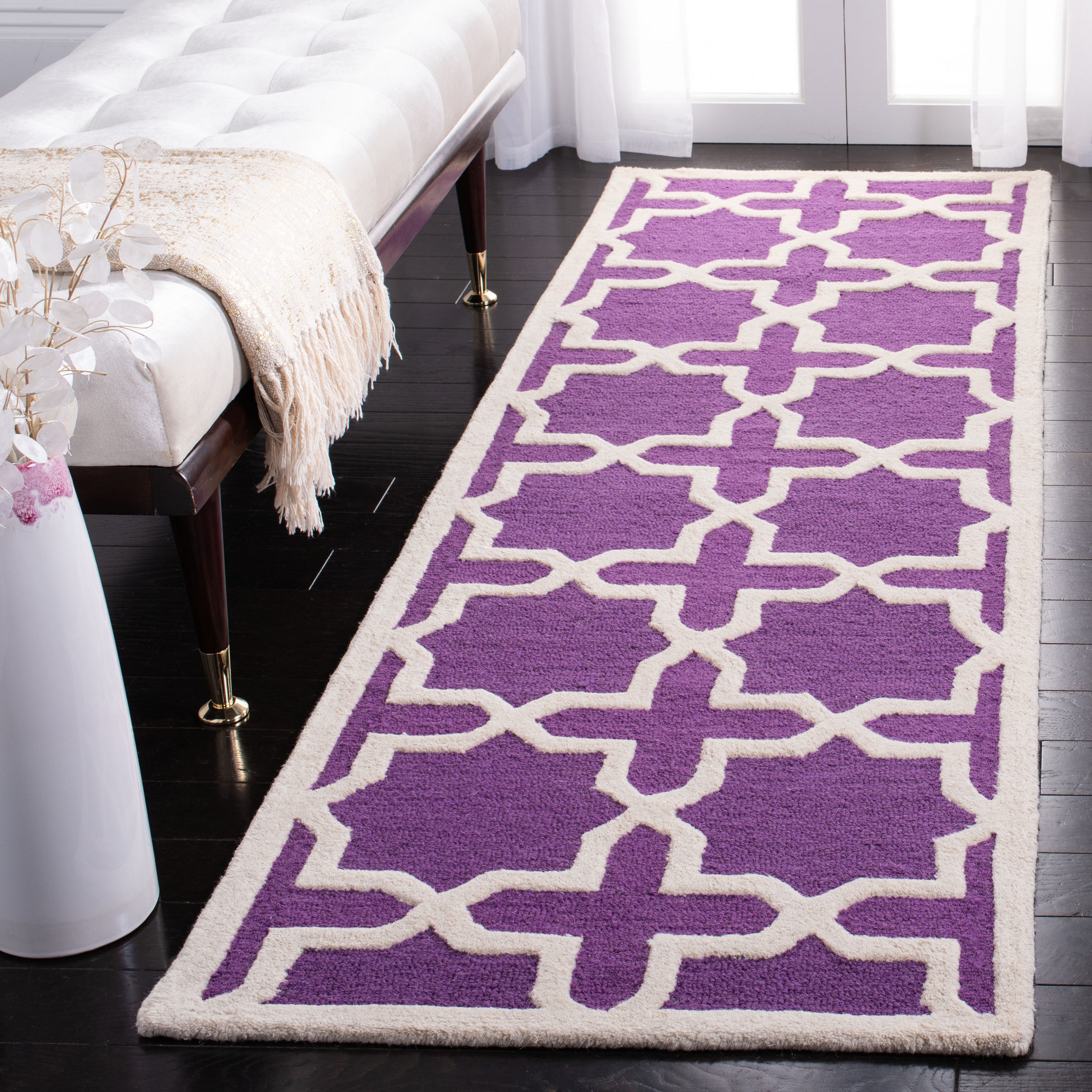 Safavieh CAM125K-28 Cambridge Marakesh 3 x 8 (ft) Tufted Wool Purple/Ivory Rectangular Indoor Abstract Runner rug