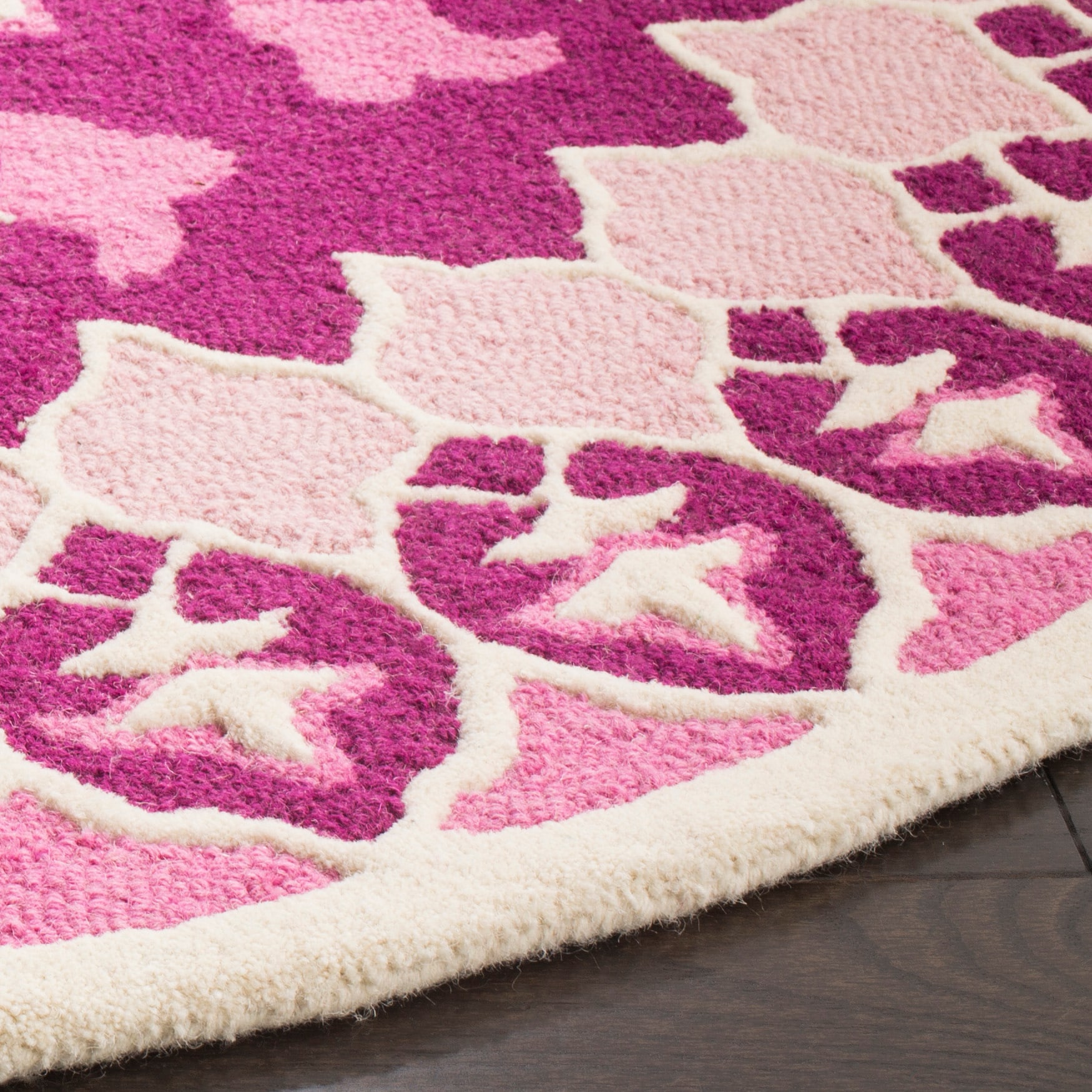 Safavieh BLG610A-5R rugs - View #3
