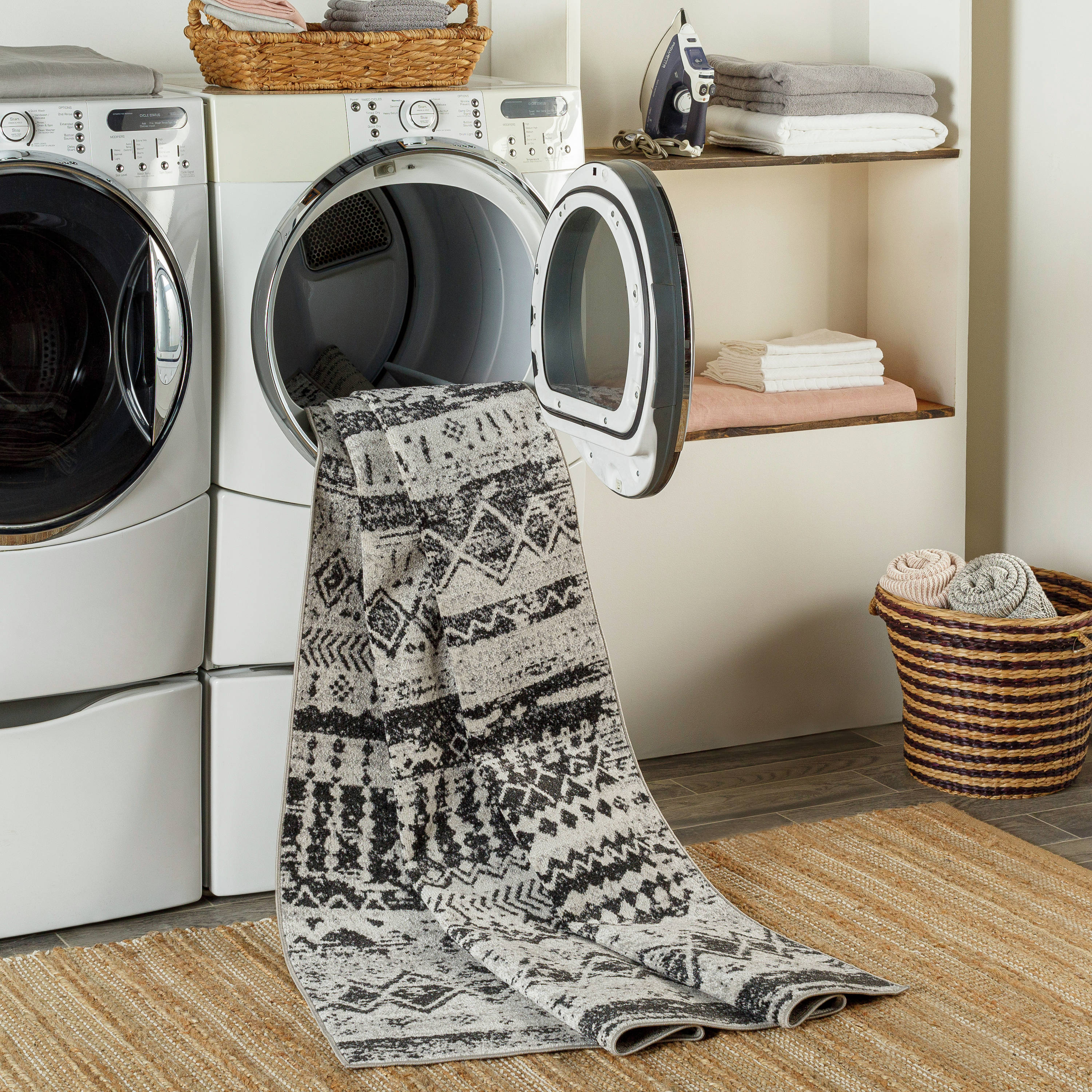 Livabliss LVR2329-679 rugs - View #2