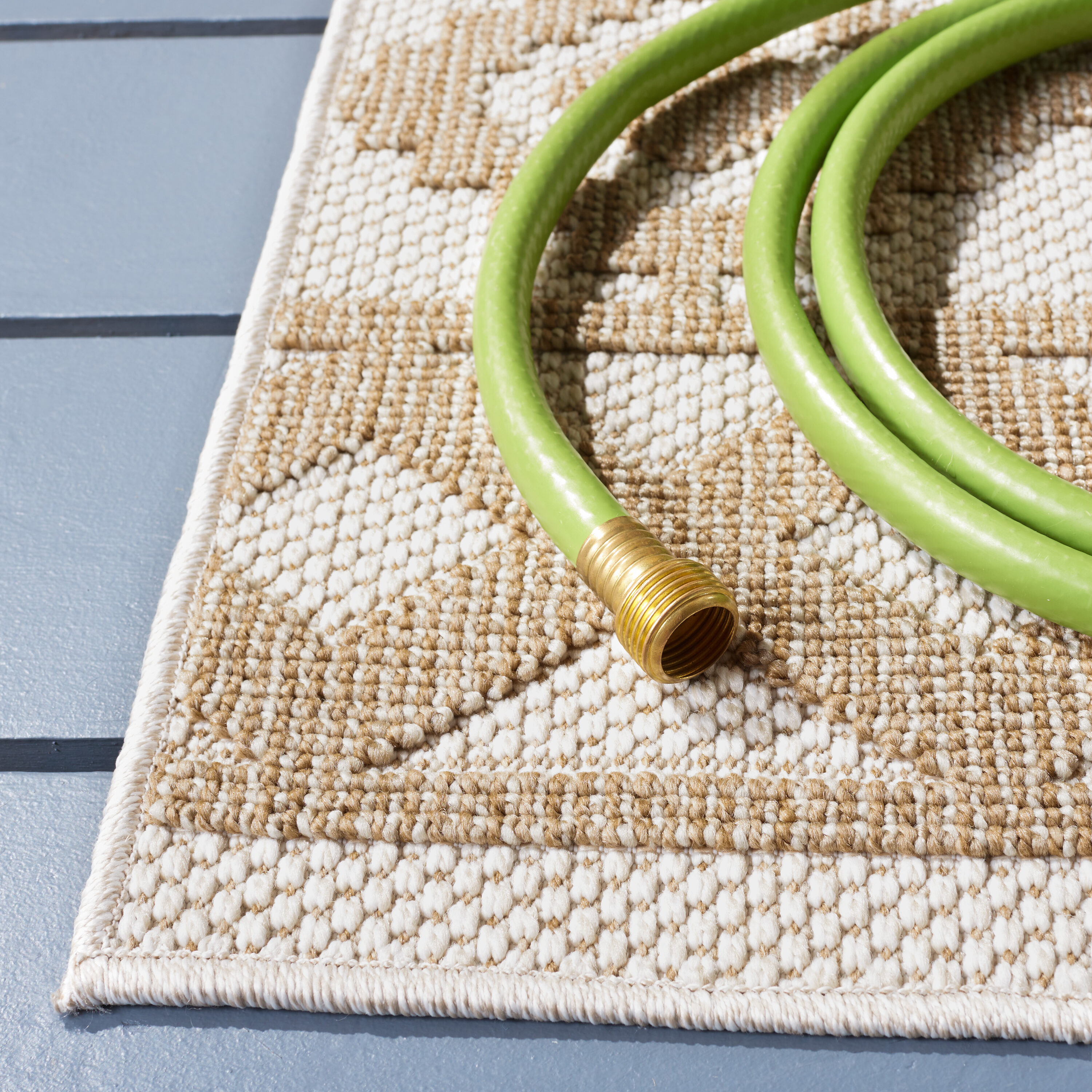 Safavieh GLB208C-5 rugs - View #3