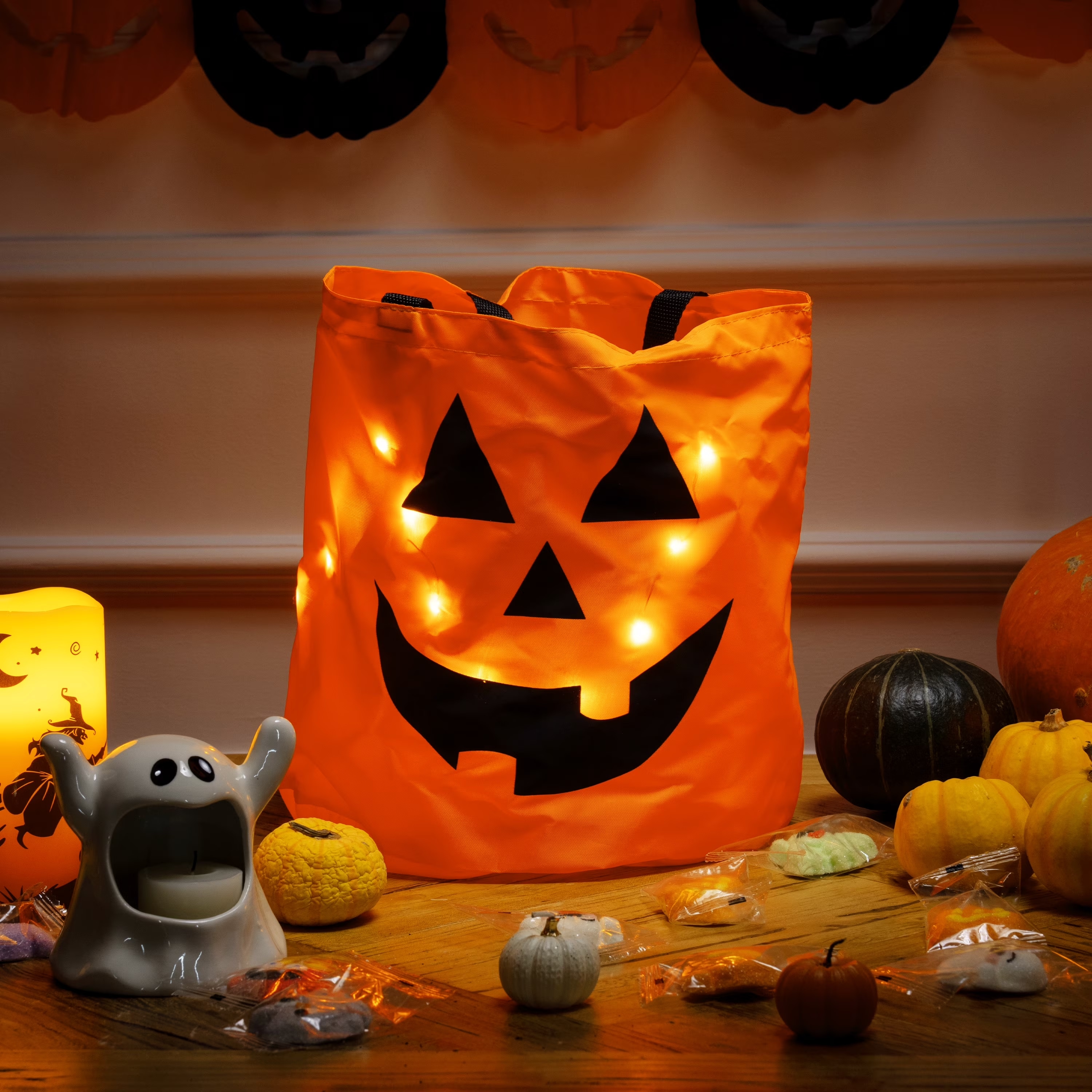 Joyfy 17716PM Table-Halloween-Decor - View #2