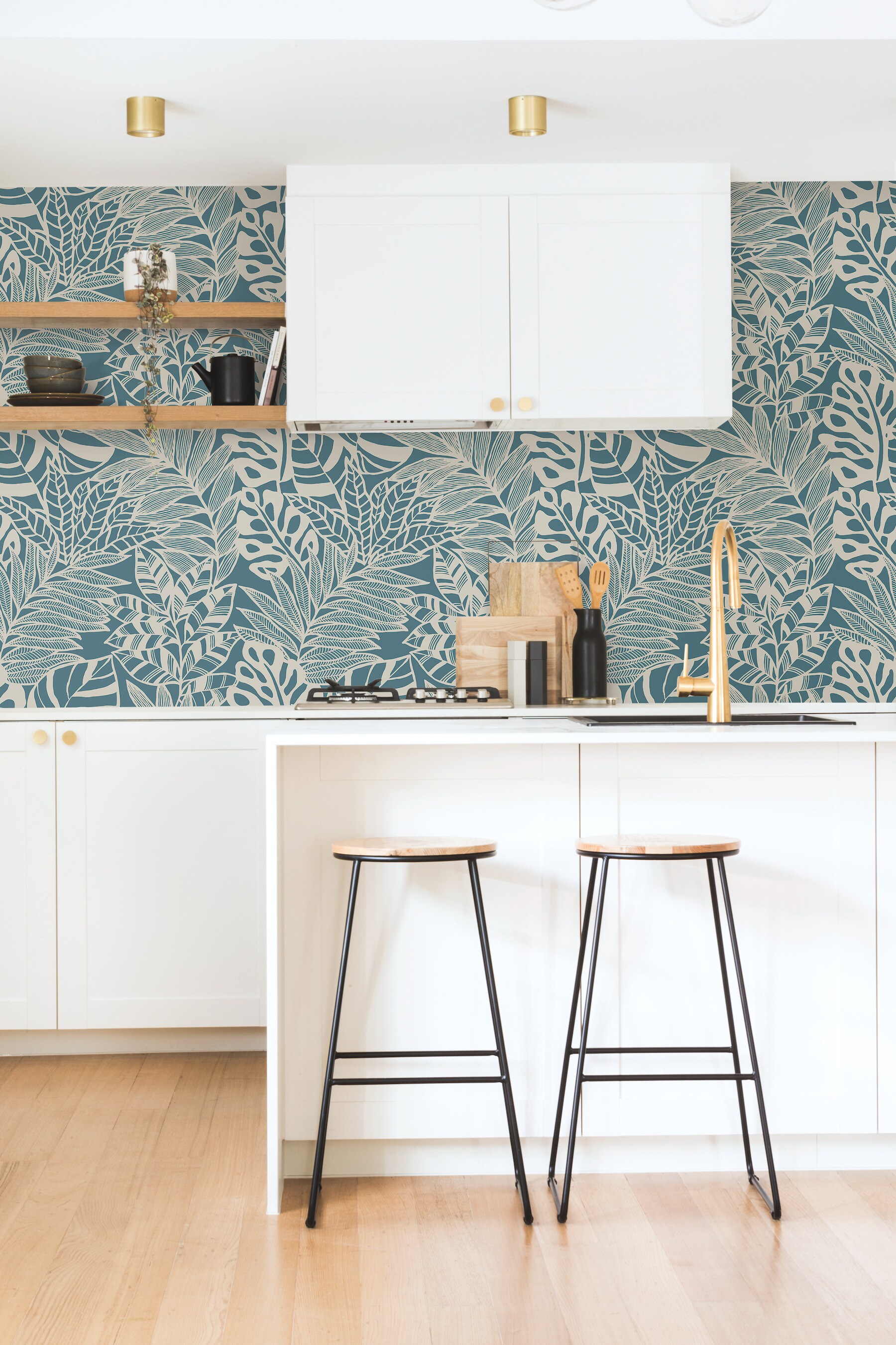 York Wallcoverings SS2572 Silhouettes 60.8-Sq. Feet Teal Non-woven Ivy/Vines Unpasted Wallpaper