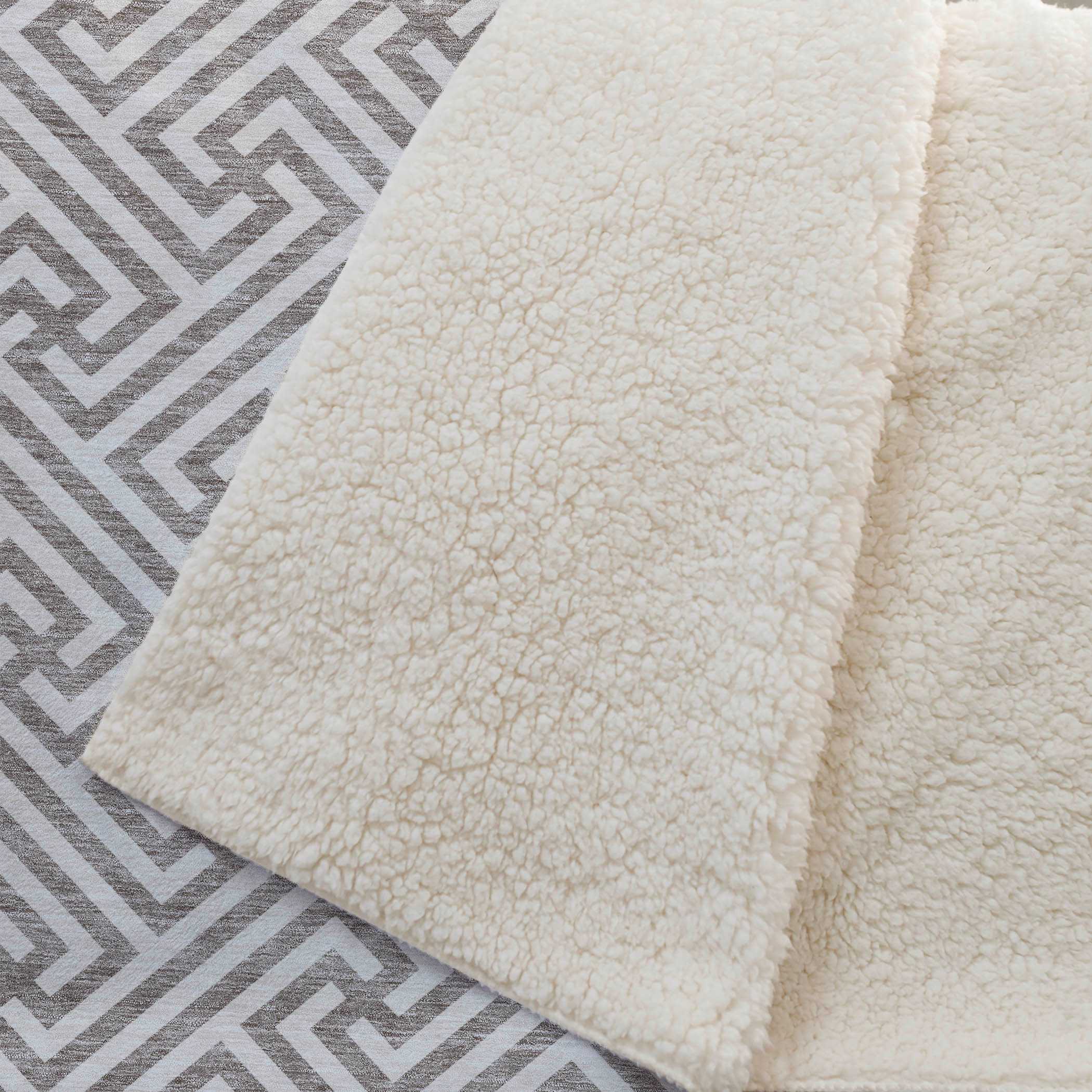 Addison Rugs ASB731 Blankets-And-Throws - View #6