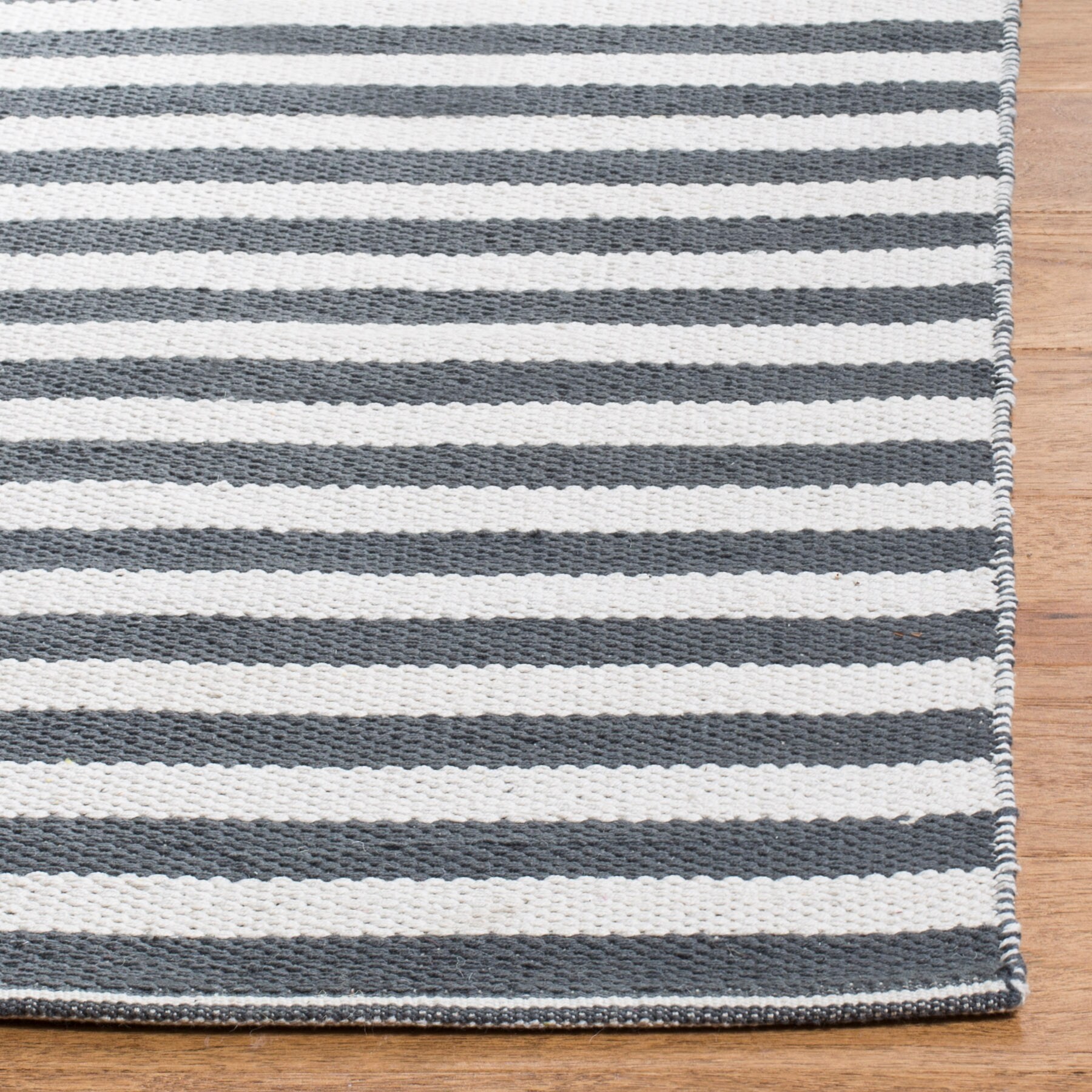 Safavieh MTK715A-219 rugs - View #4