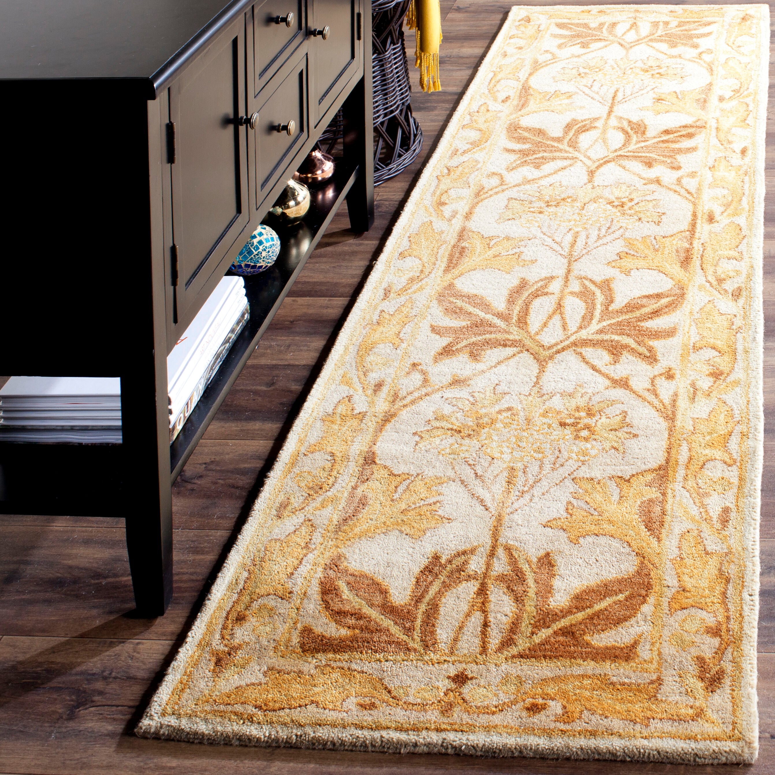 Antiquity Beige and Gold Hand-Tufted Wool Runner Rug