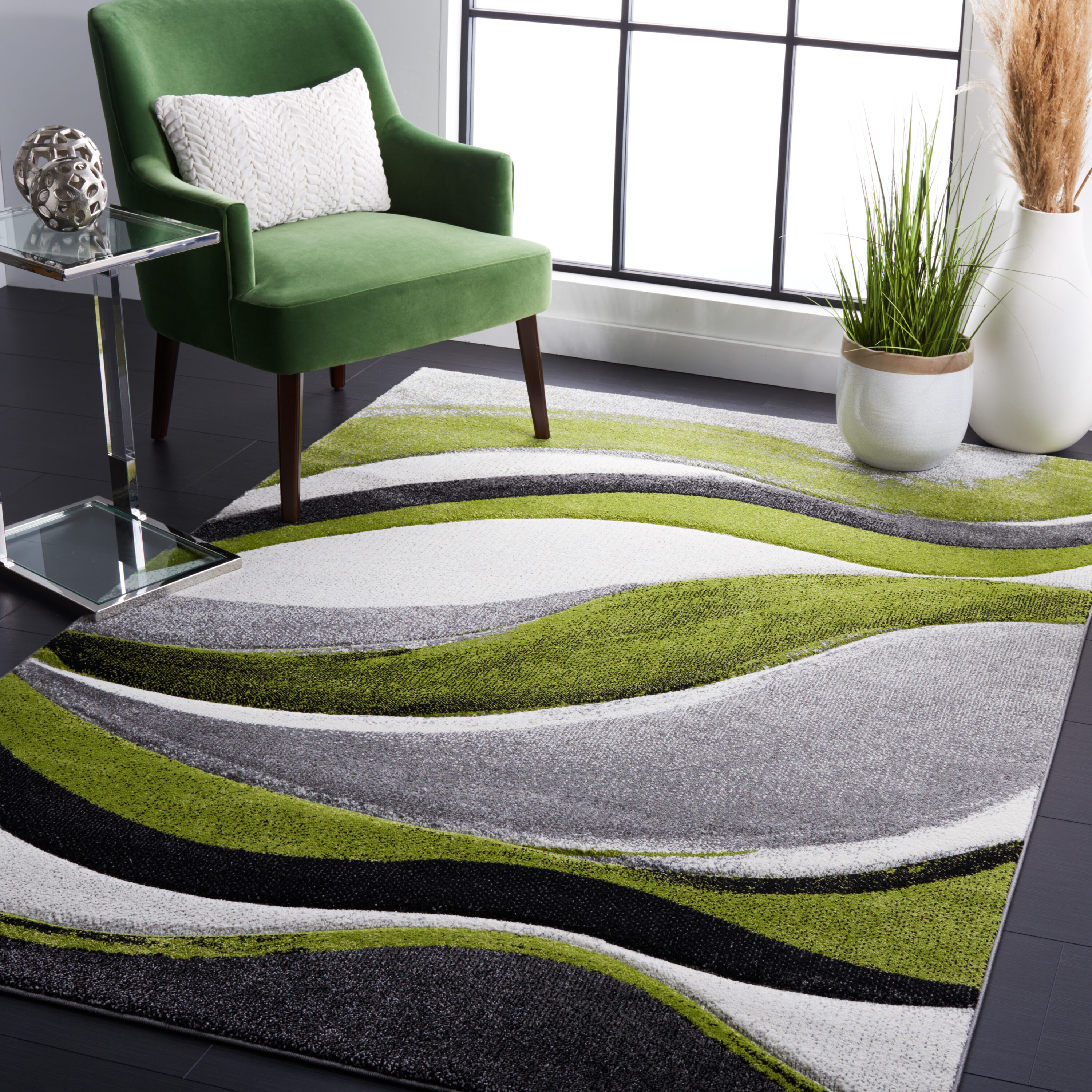 Hollywood 5 x 8 (ft) Loomed Polypropylene Gray/Green Rectangular Indoor Abstract Mid-Century Modern Professionally Clean Only Area rug