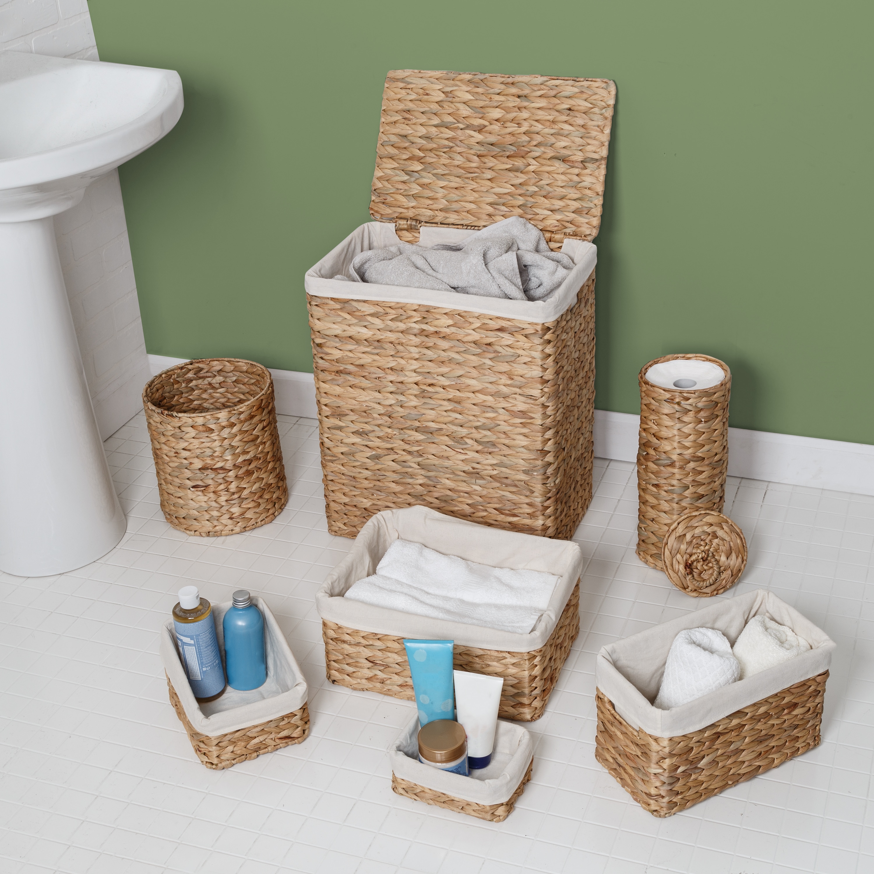 Honey-Can-Do Brown Wood Bathroom Organizer - Woven Water Hyacinth with  Polyester Lining in the Bathroom Accessories department at