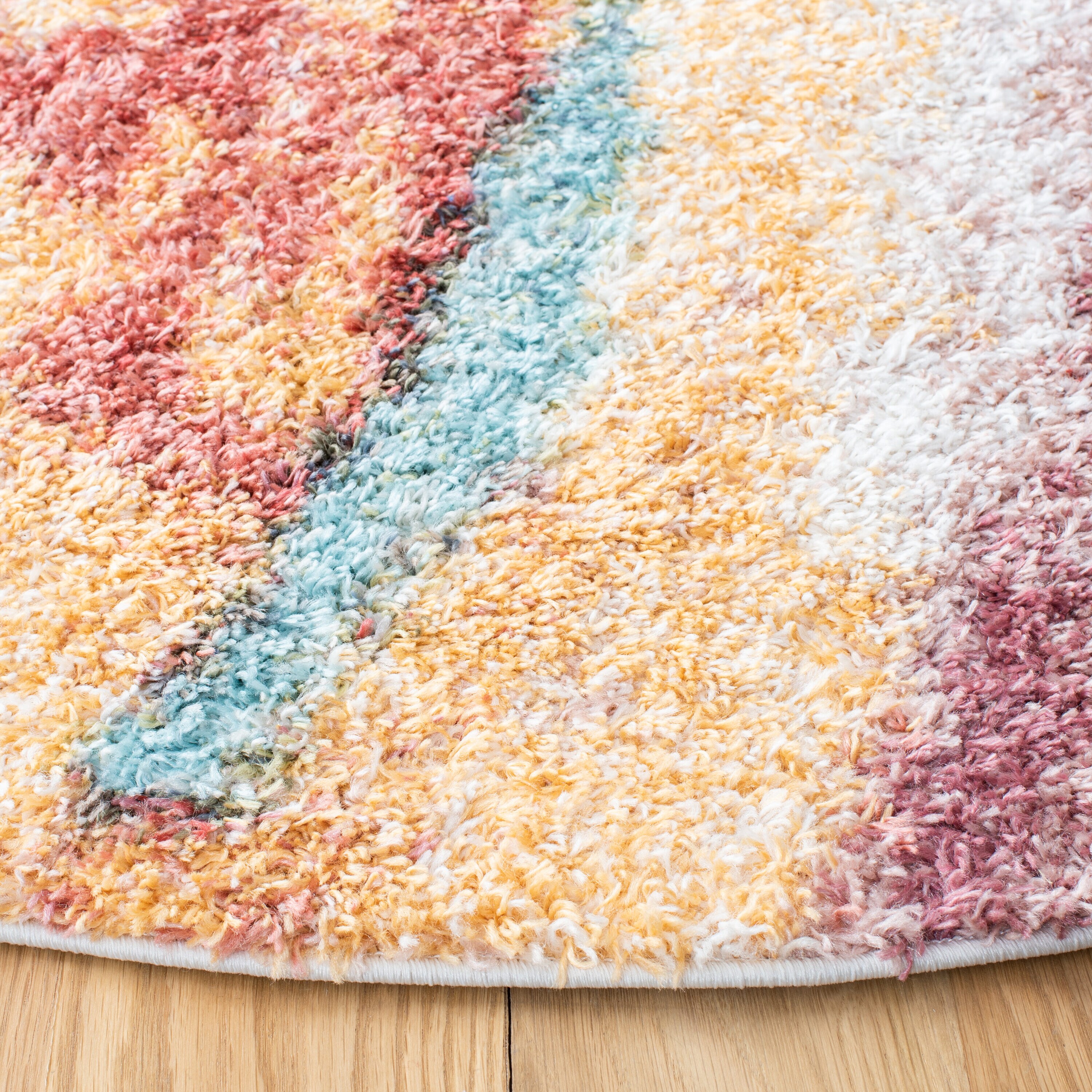 Safavieh CAL116D-7R rugs - View #3
