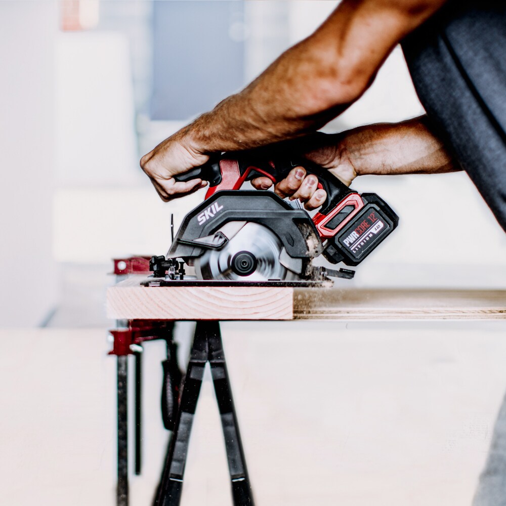 SKIL PWR CORE 12-volt 5-1/2-in Brushless Cordless Circular Saw (Bare Tool)
