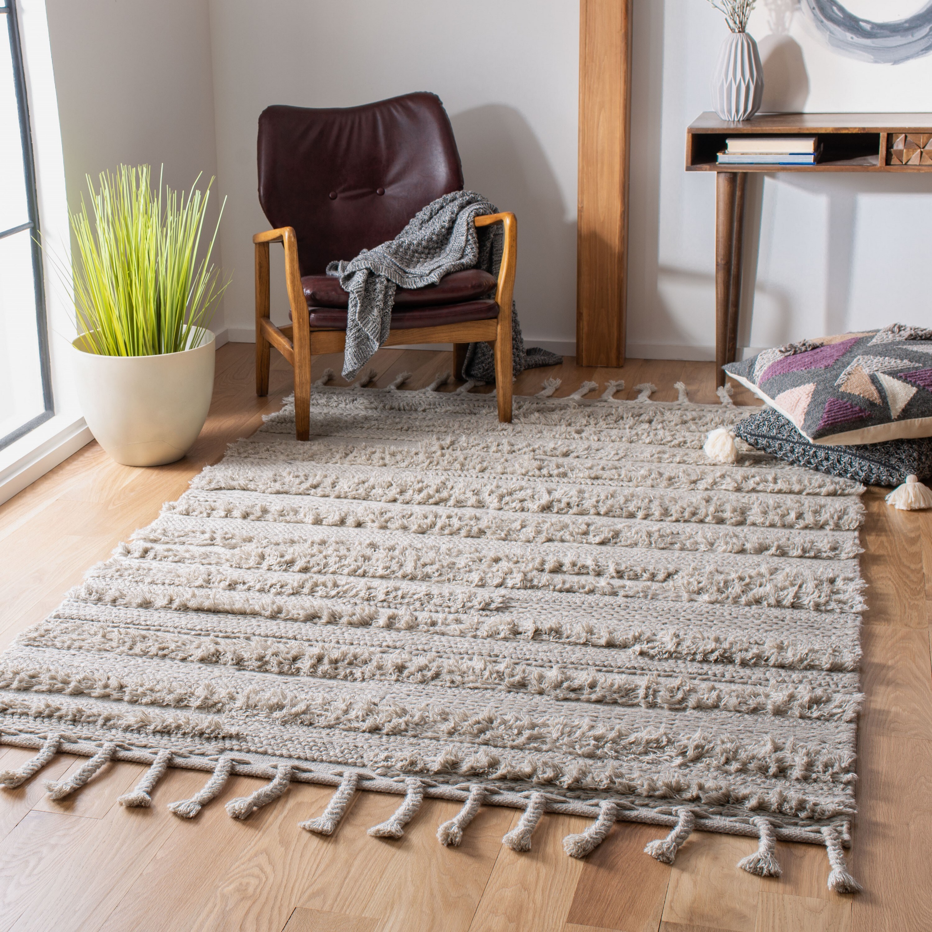 Safavieh CSB450H-4 Casablanca Borga 4 x 6 (ft) Wool Gray Rectangular Indoor Stripe Moroccan Area rug