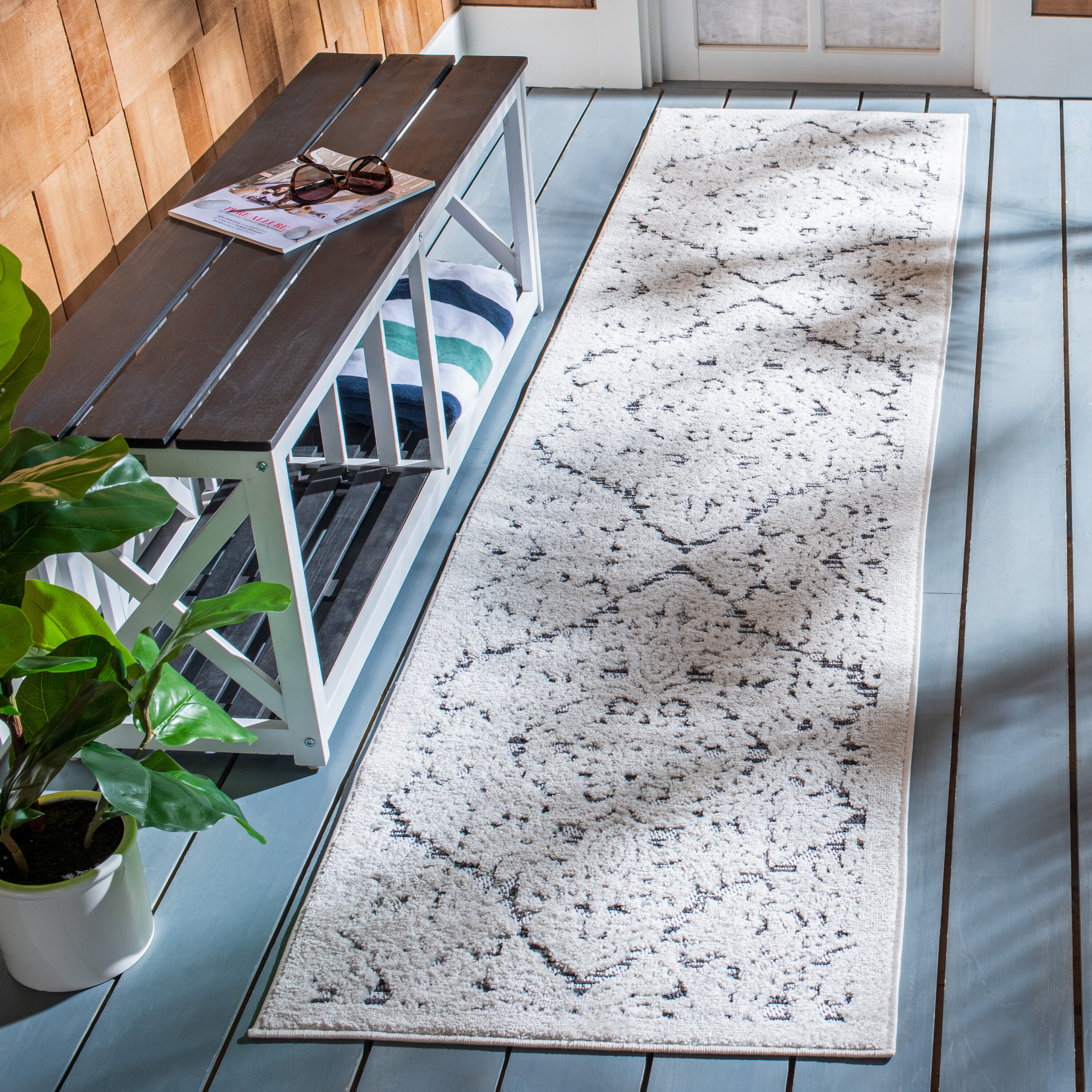 Cabana 660A Ivory/Grey 2ft-2in x 9ft Runner Rug