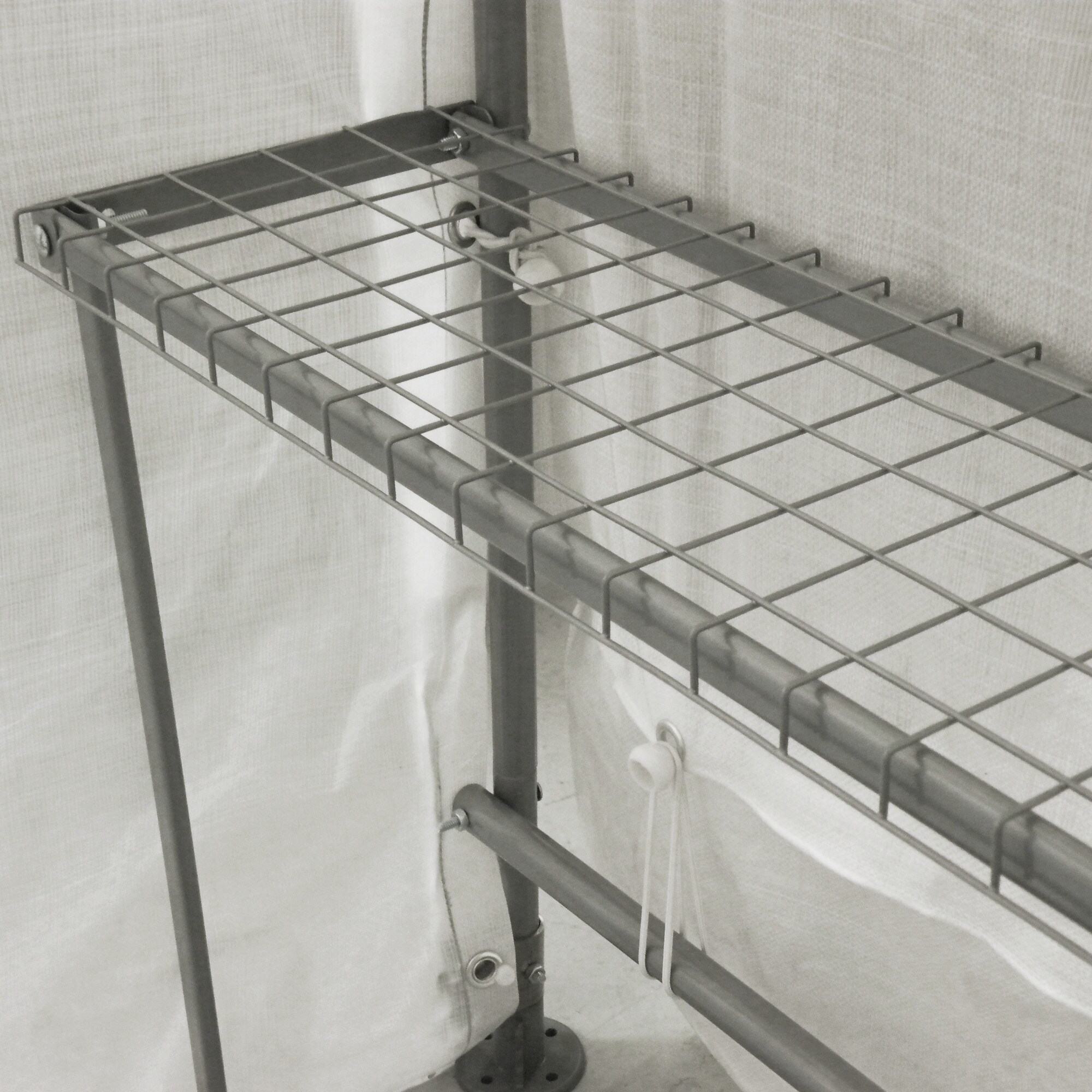 ShelterLogic 70600 greenhouses - View #3