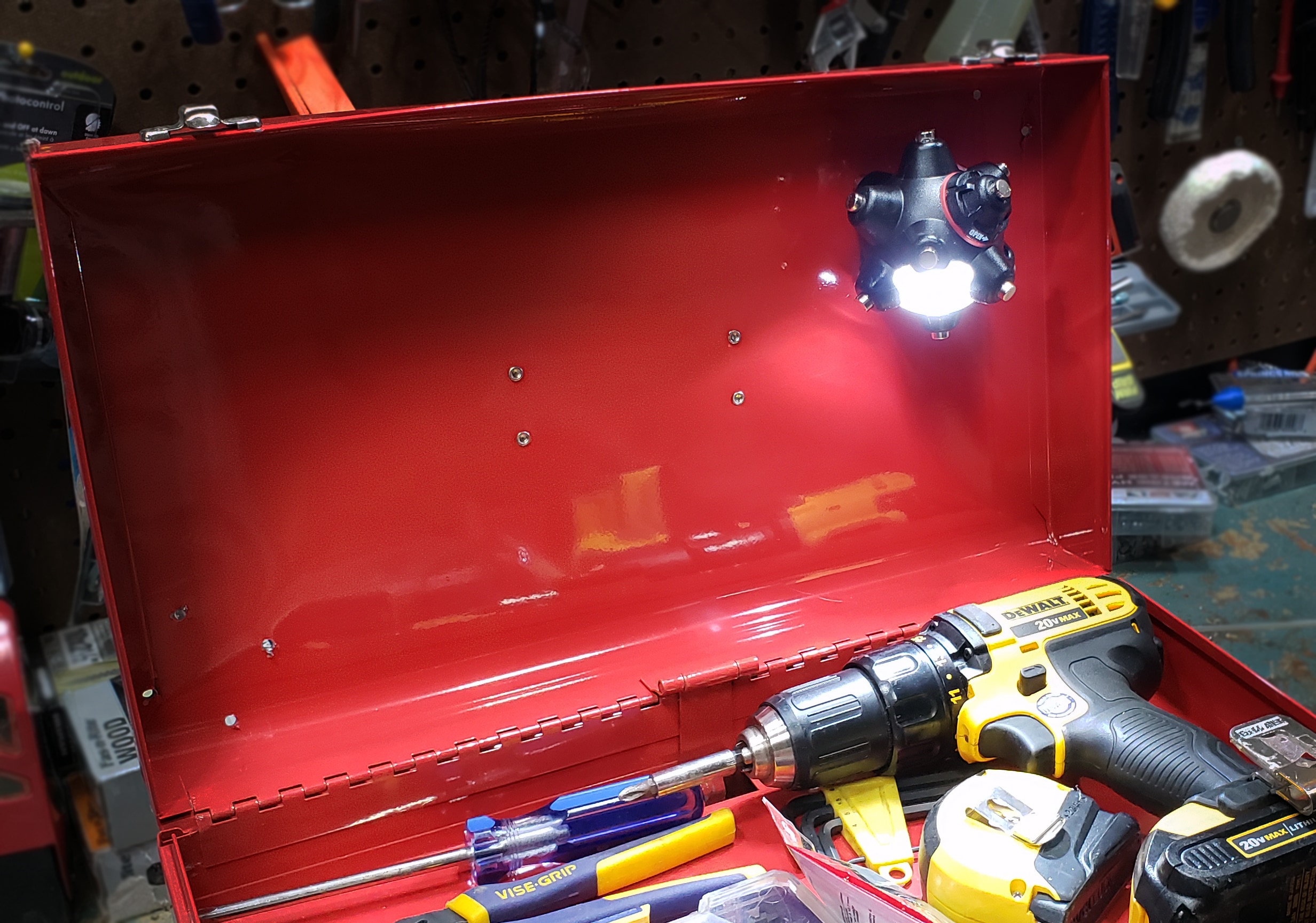 STKR 00107 flashlights - View #4