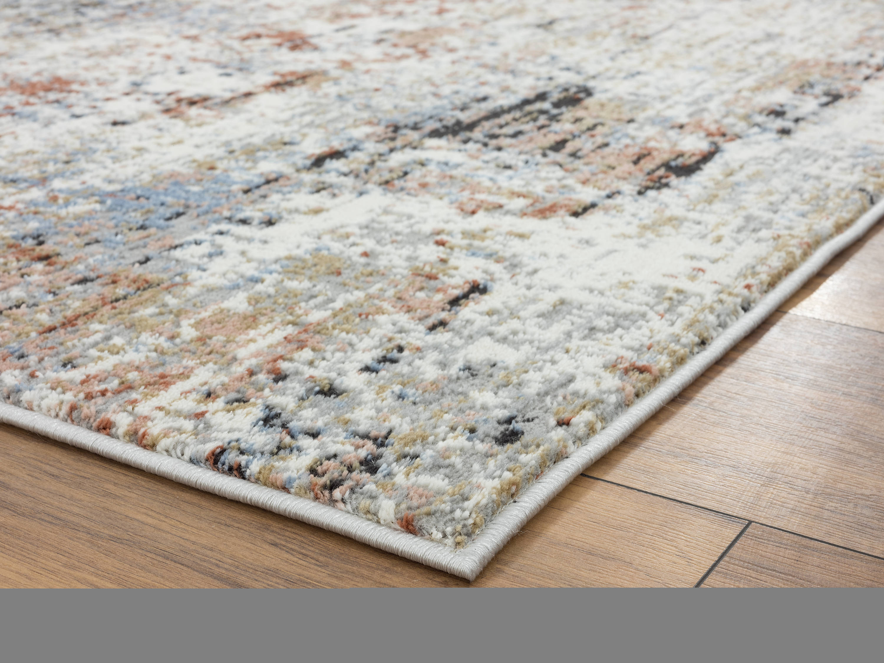 United Weavers Of America 4535 10136 88R rugs - View #3