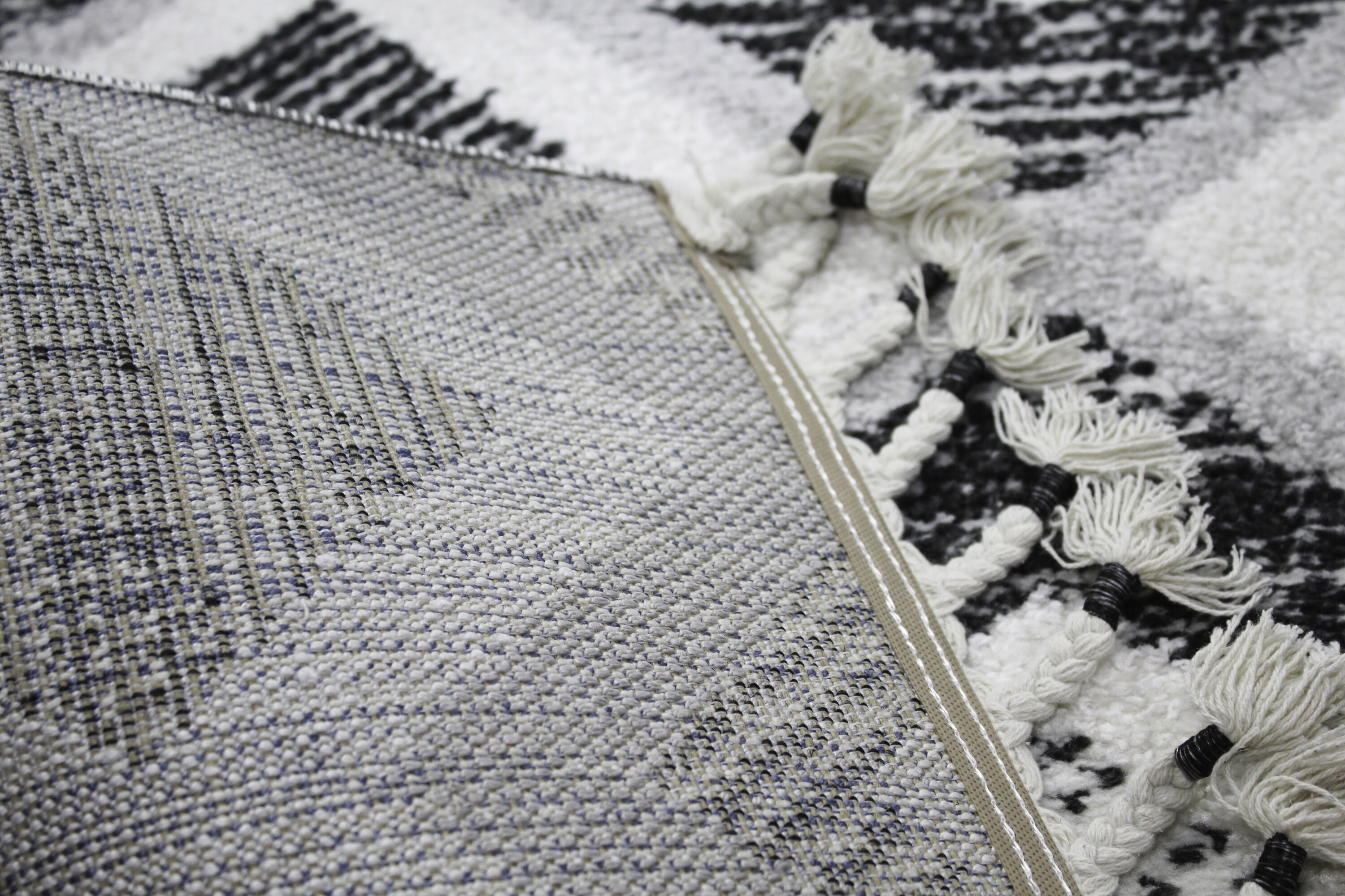 Bashian 649652296036 rugs - View #3