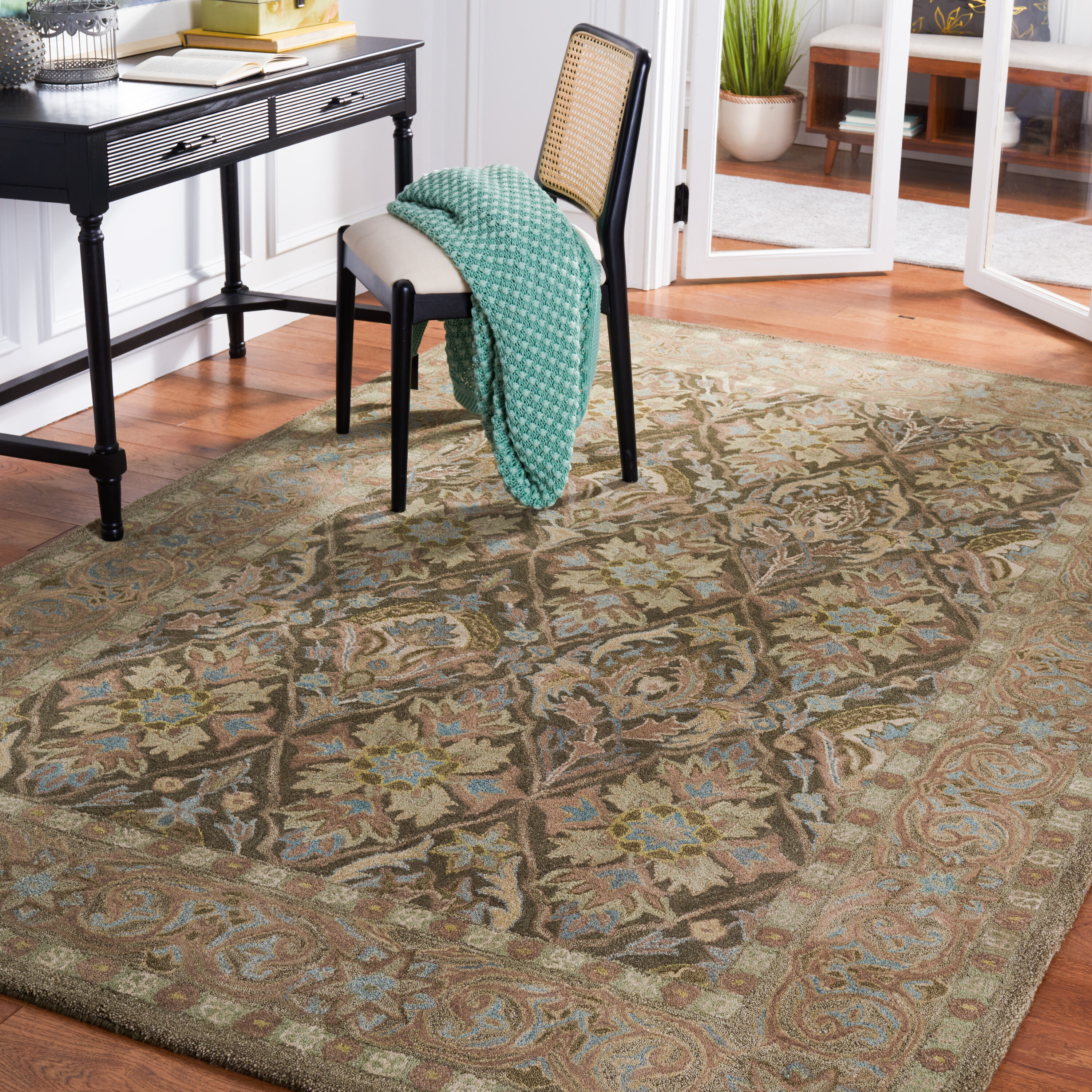 Anatolia Brown and Beige Floral Wool 4' x 6' Rug