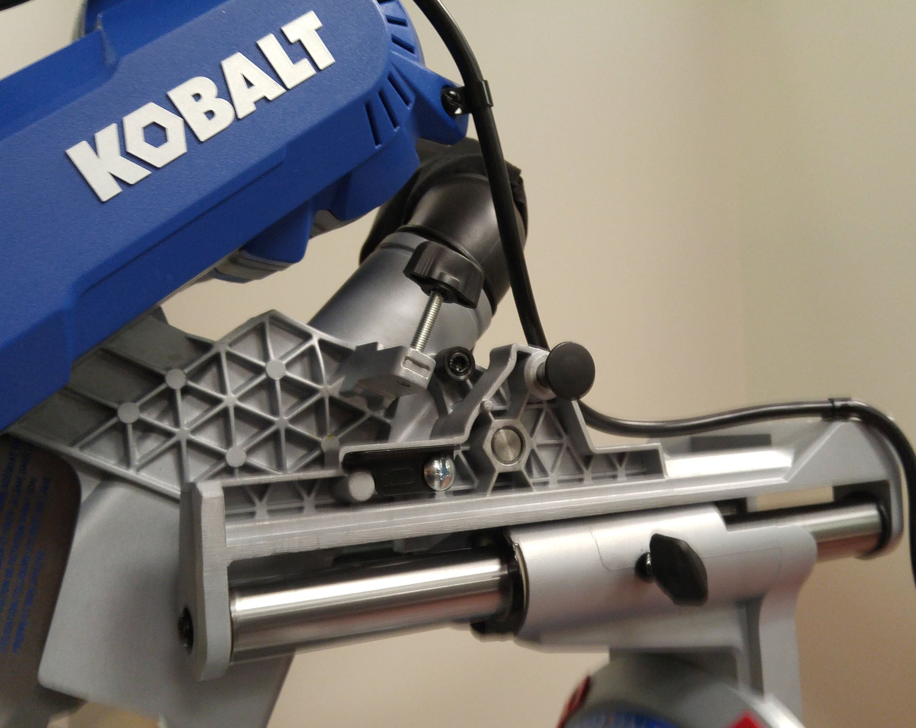 Kobalt 12 inch Sliding Miter Saw 12-in 15-Amps Dual Bevel Sliding ...