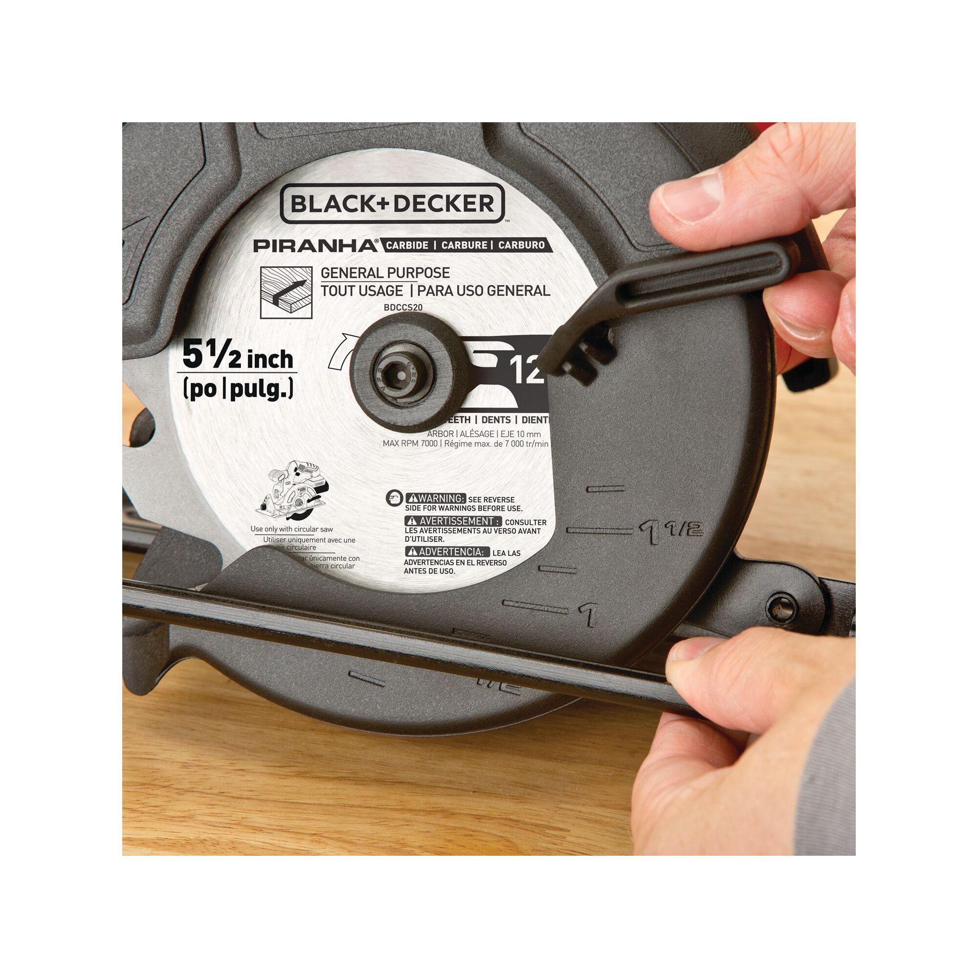 BLACK+DECKER 20-volt Max 5-1/2-in Cordless Circular Saw (Bare Tool) in the  Circular Saws department at