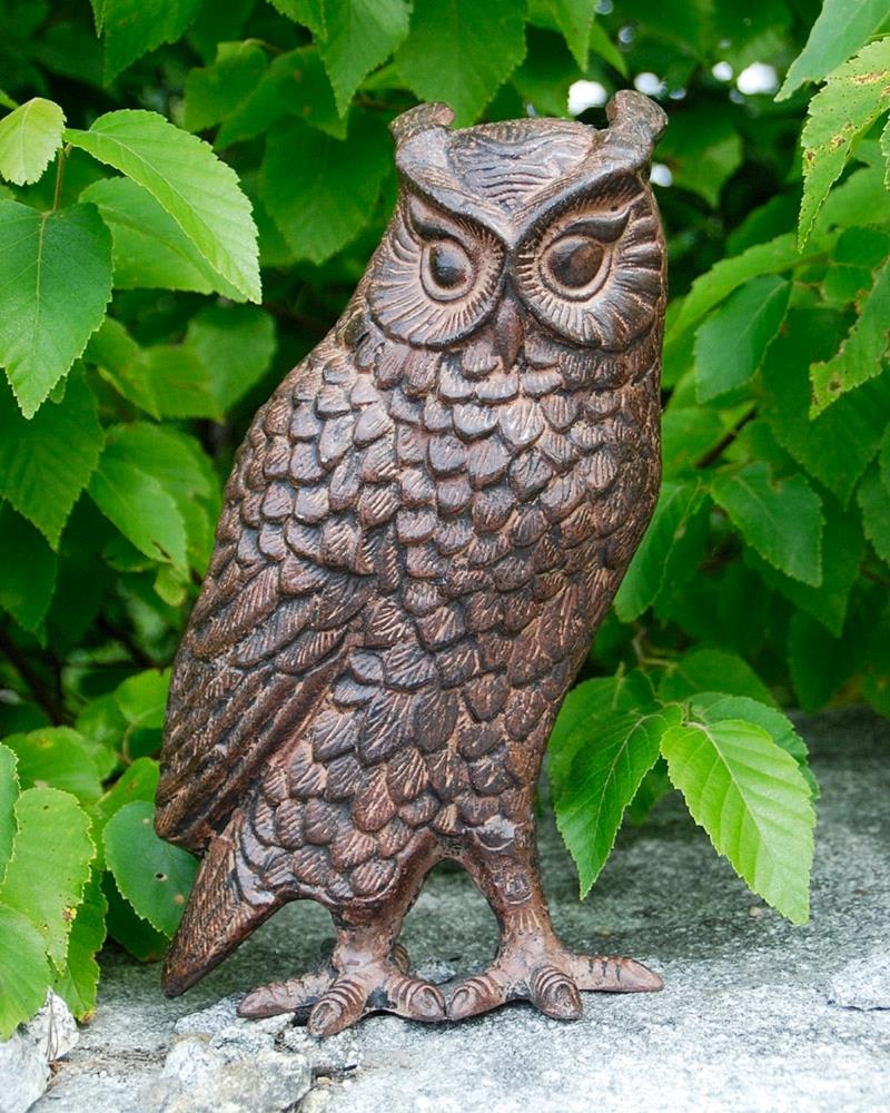 Minuteman International OWL-02 Garden-Statue - View #2