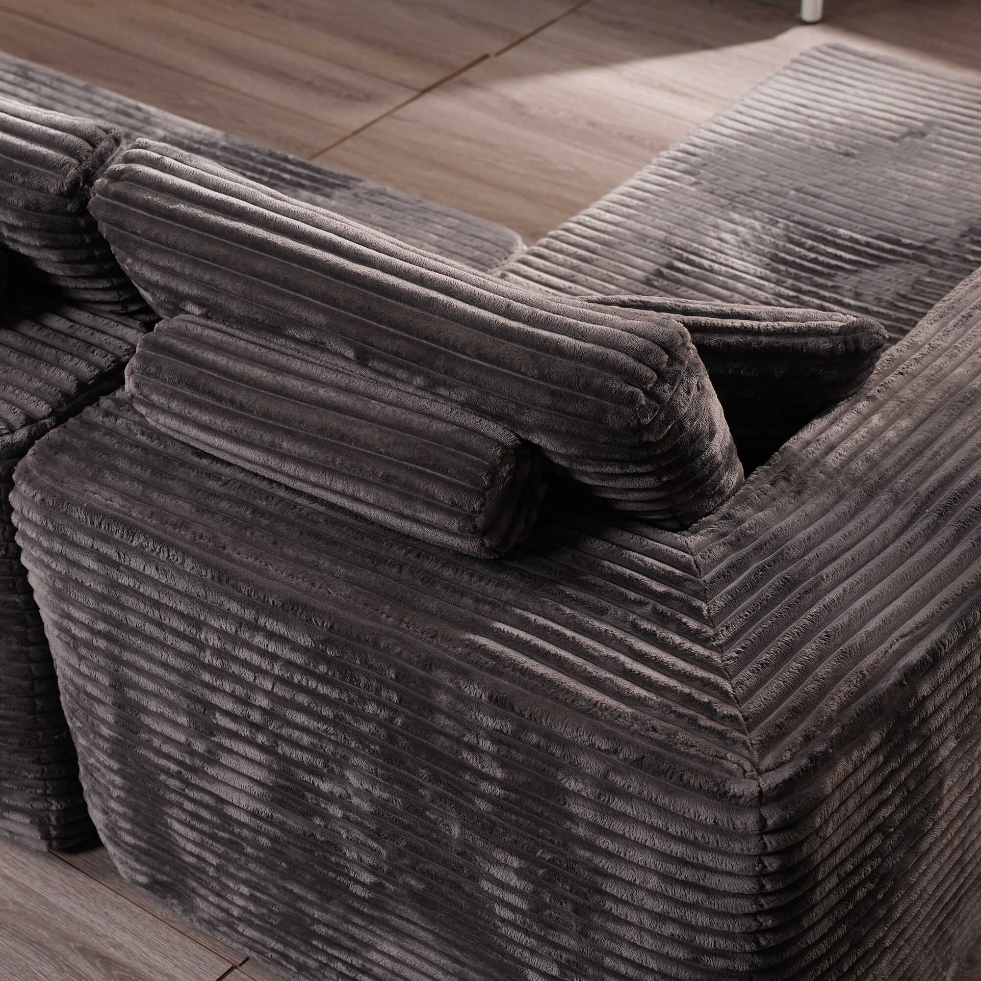 Pouuin SVI91L Sofas-Loveseats - View #7