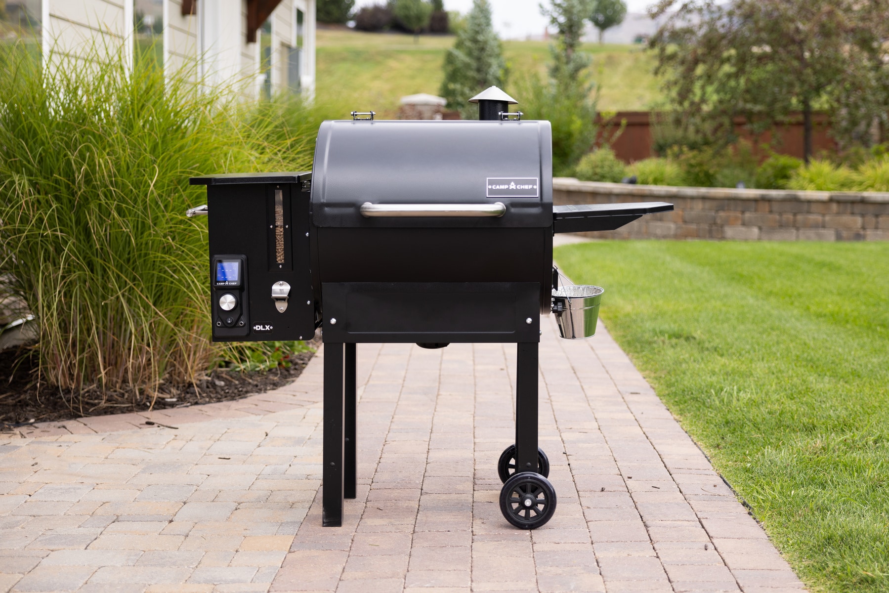 Camp Chef 570-Sq in Black Pellet Grill in the Pellet Grills department ...