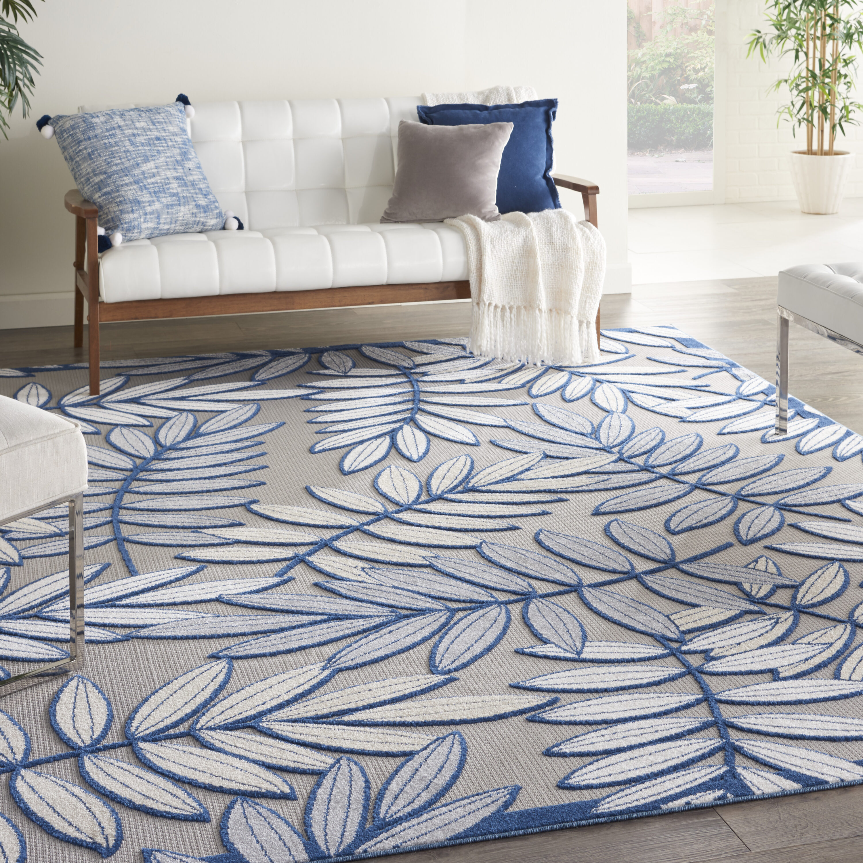 Nourison 99446827777 Aloha 10 x 13 (ft) Loomed Polypropylene Ivory/Navy Rectangular Indoor/Outdoor Floral/Botanical Tropical Area rug