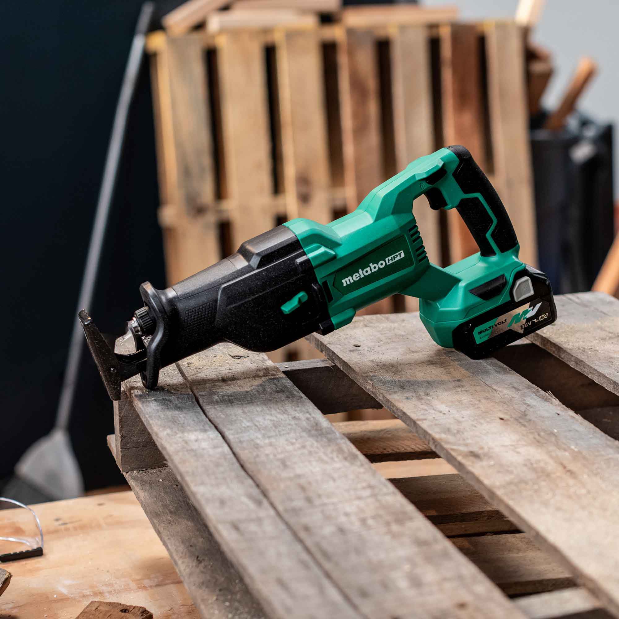Metabo HPT MultiVolt 18-volt Variable Speed Cordless Reciprocating Saw  (Bare Tool) in the Reciprocating Saws department at