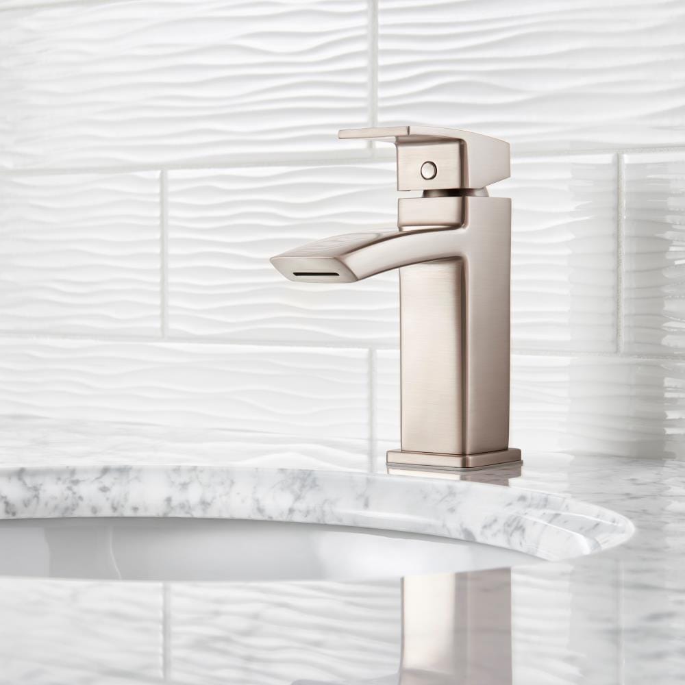 Pfister LG42-DF1K Lavatory-Faucets - View #2