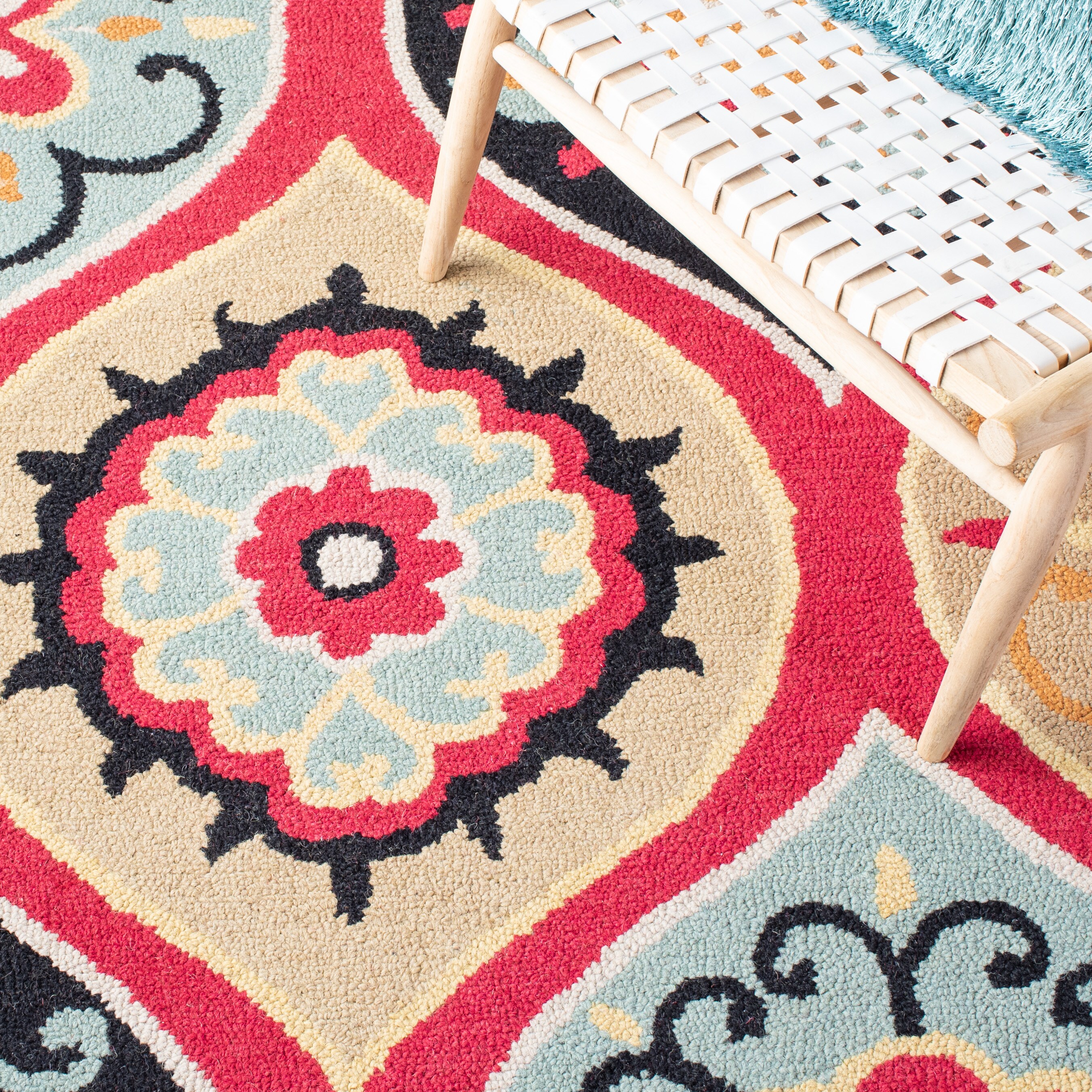 Safavieh ROS415A-7SQ rugs - View #4