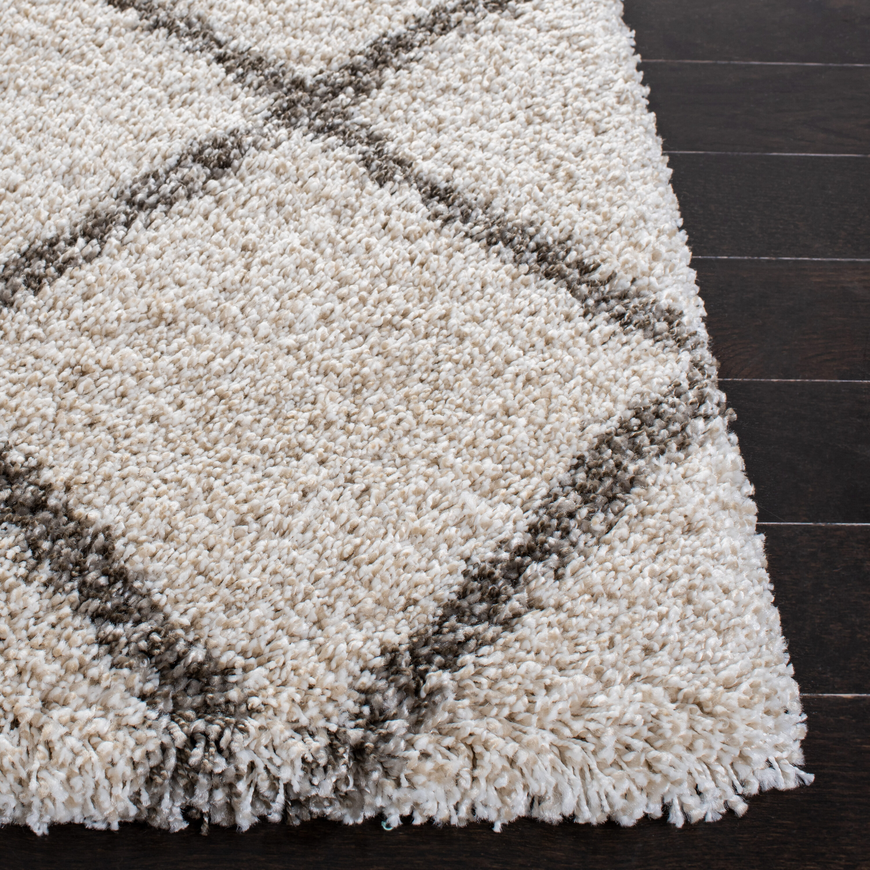 Safavieh SGH222D-7SQ rugs - View #2