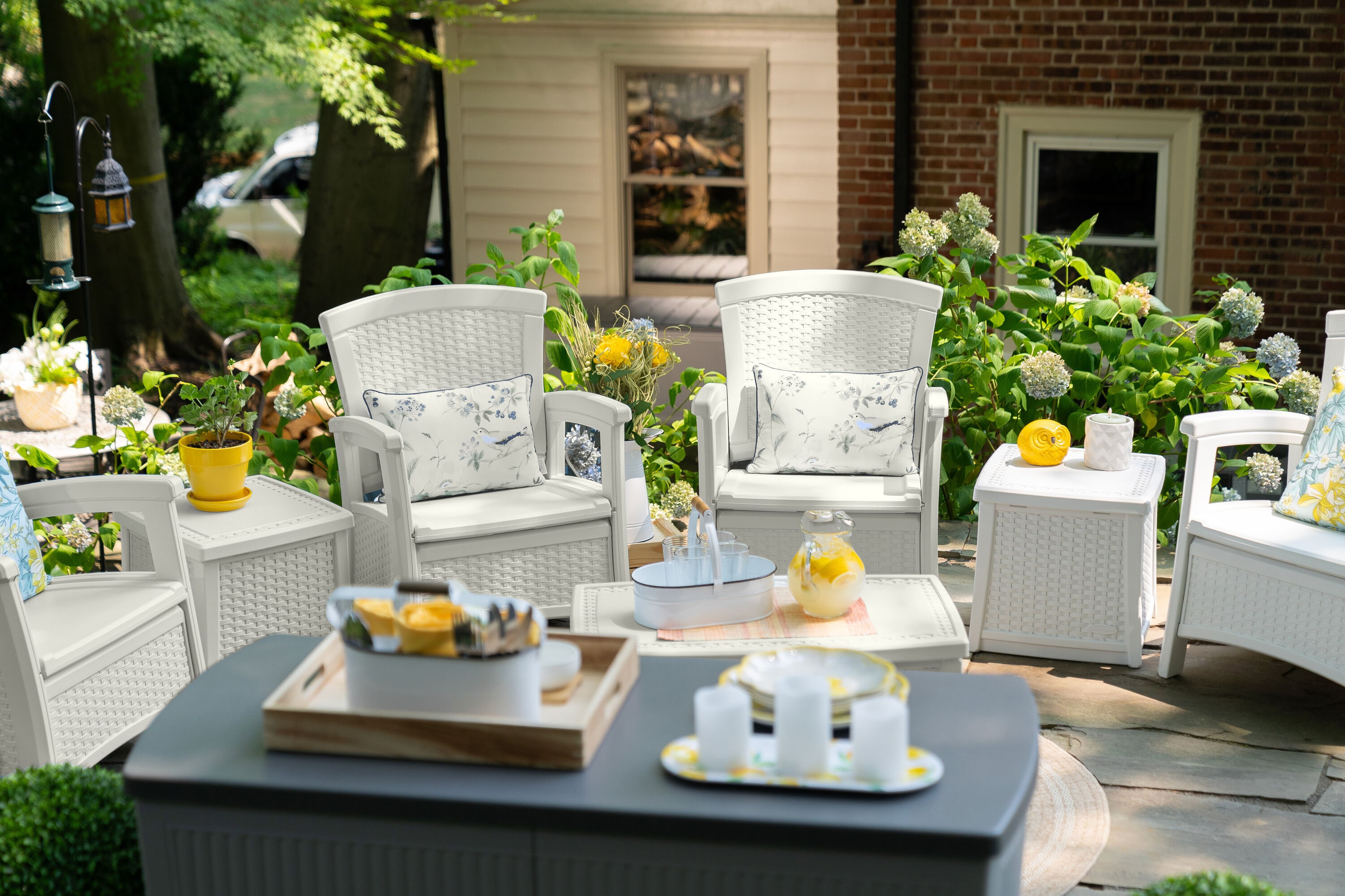 Suncast BMDB1310CB End-Tables - View #3