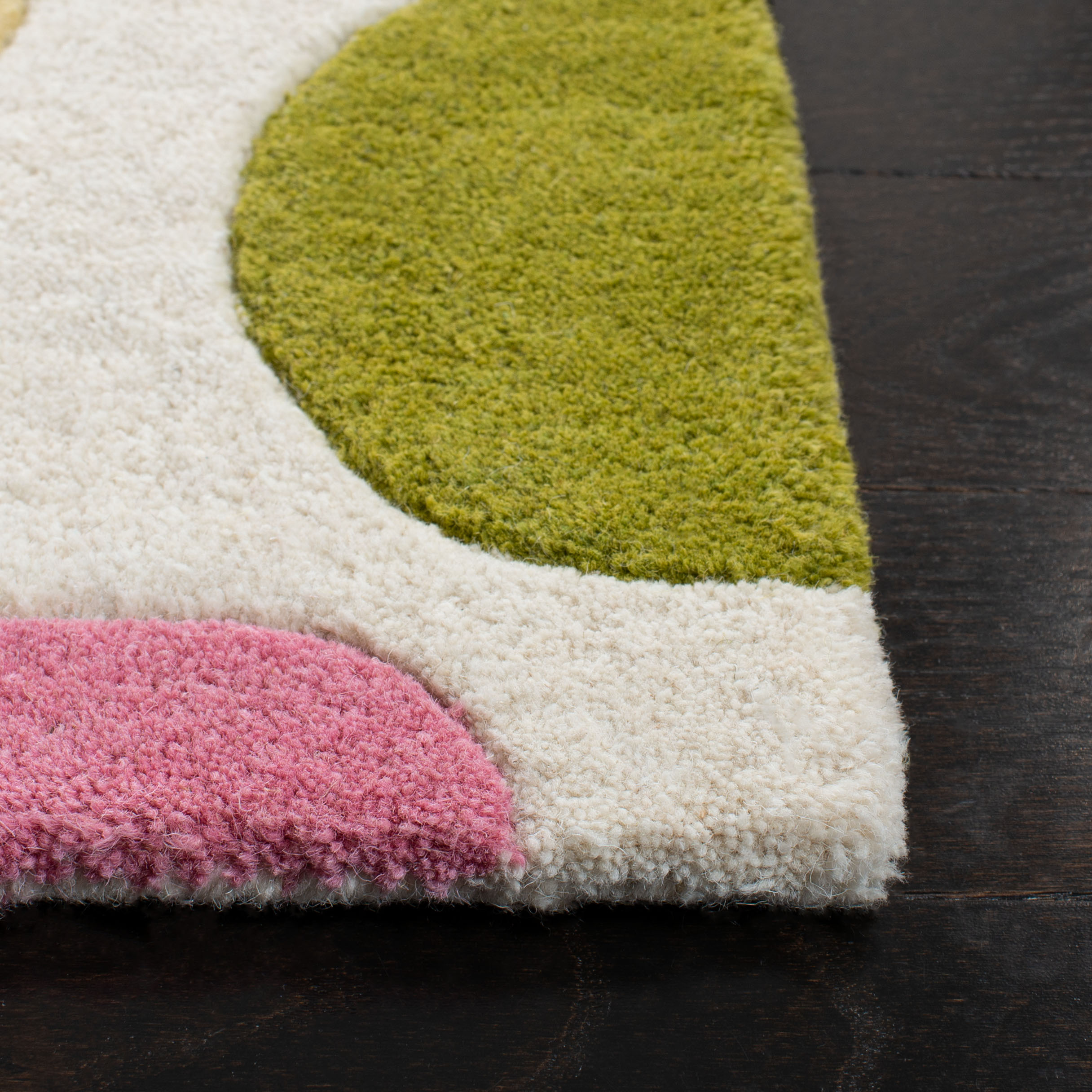 Safavieh SOH753A-5 rugs - View #5