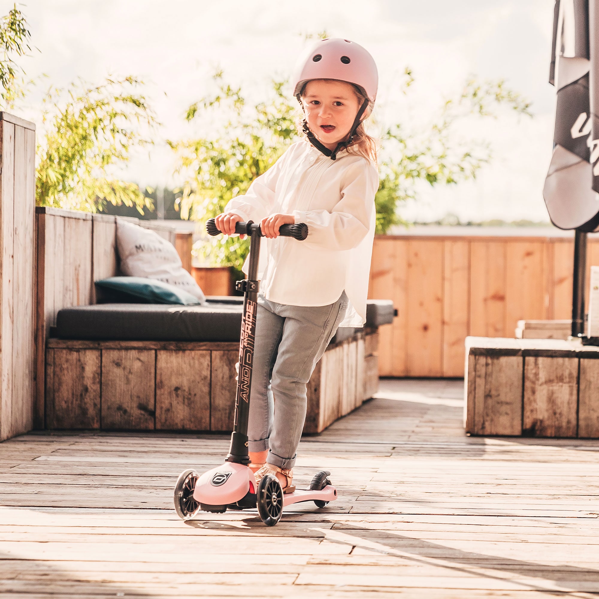 Scoot & Ride SRUS-HWK3-ROSE scooters - View #3
