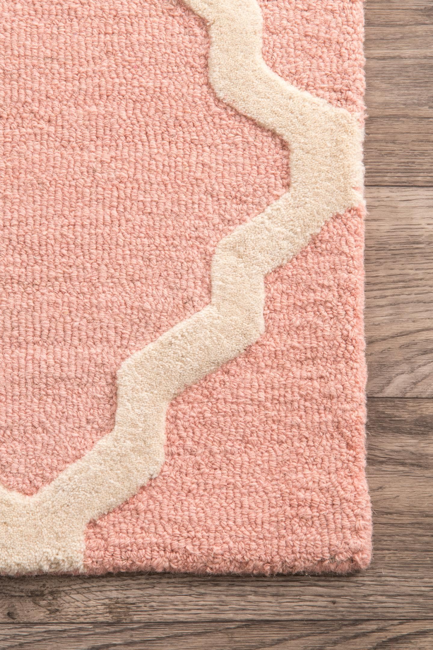 Handmade Baby Pink Wool Trellis Rectangular Rug