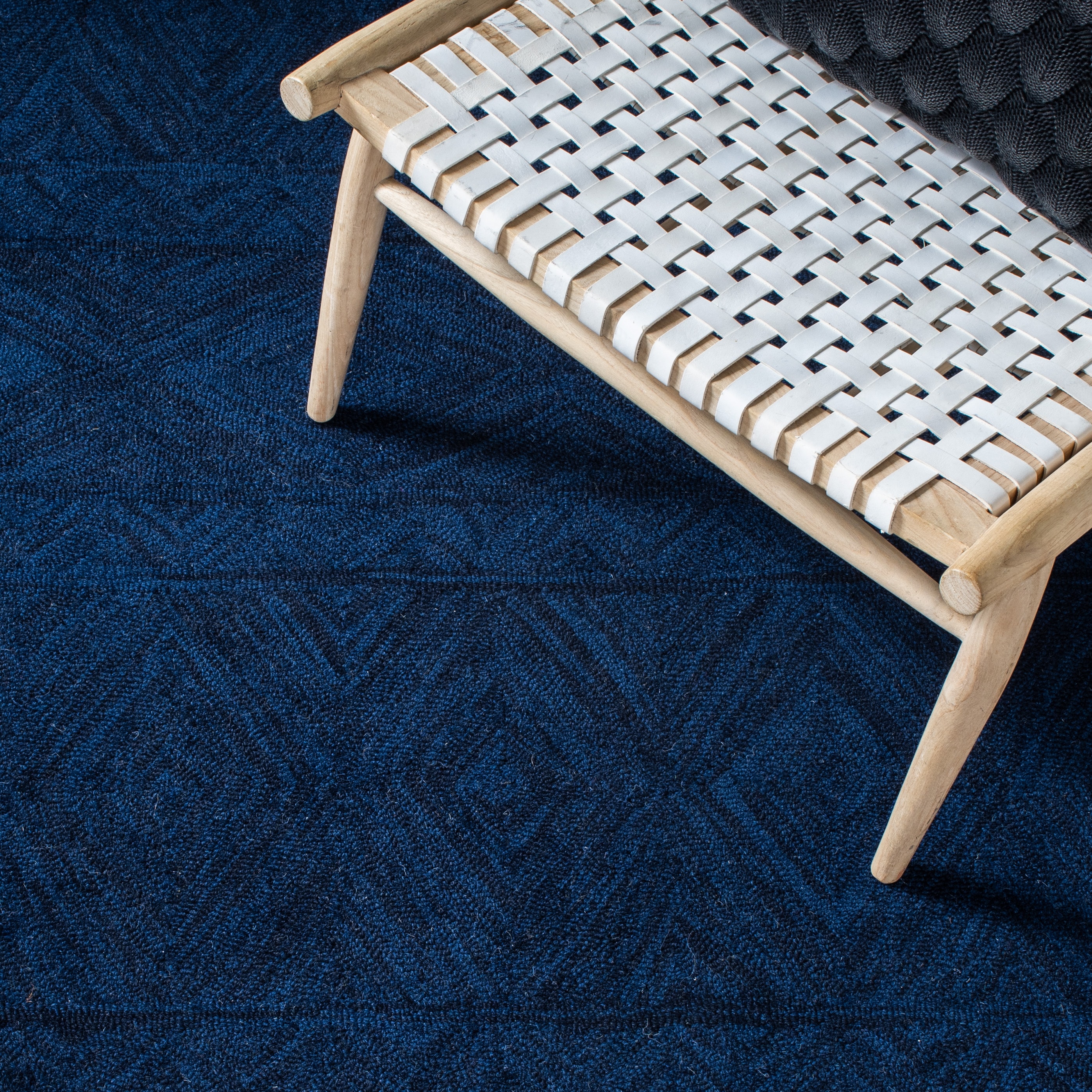 Metro Blue Hand-Tufted Wool 3' x 5' Area Rug