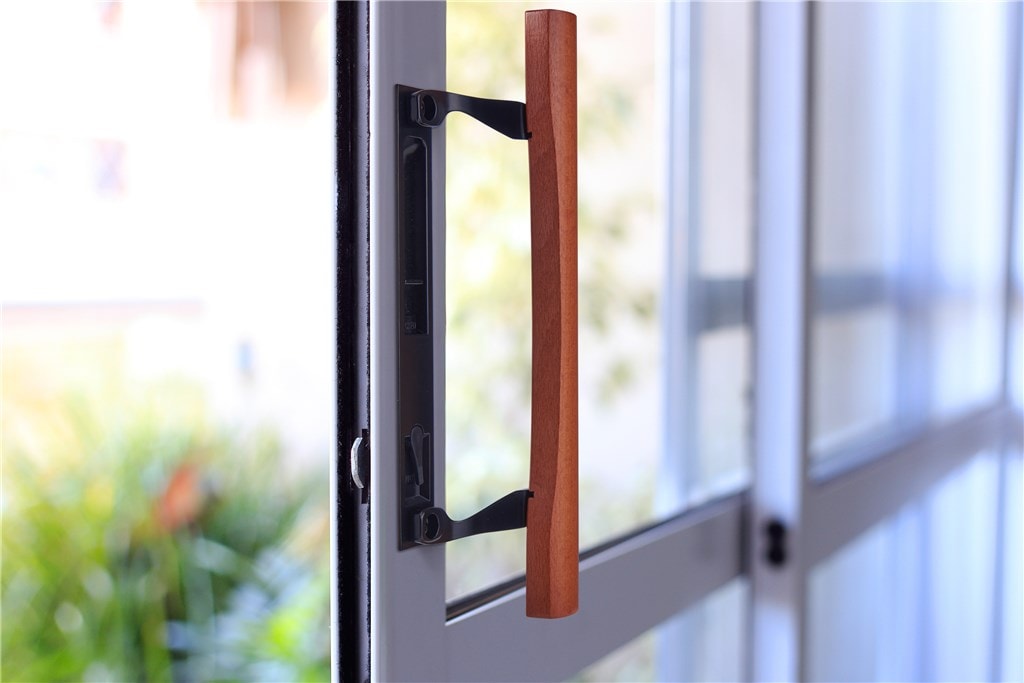WRIGHT PRODUCTS VK1132BL 6CS KYD FLUSH MNT W/WD HDL, BLK 6-5/8" C2C Sliding-Patio-Door-Handles - View #3