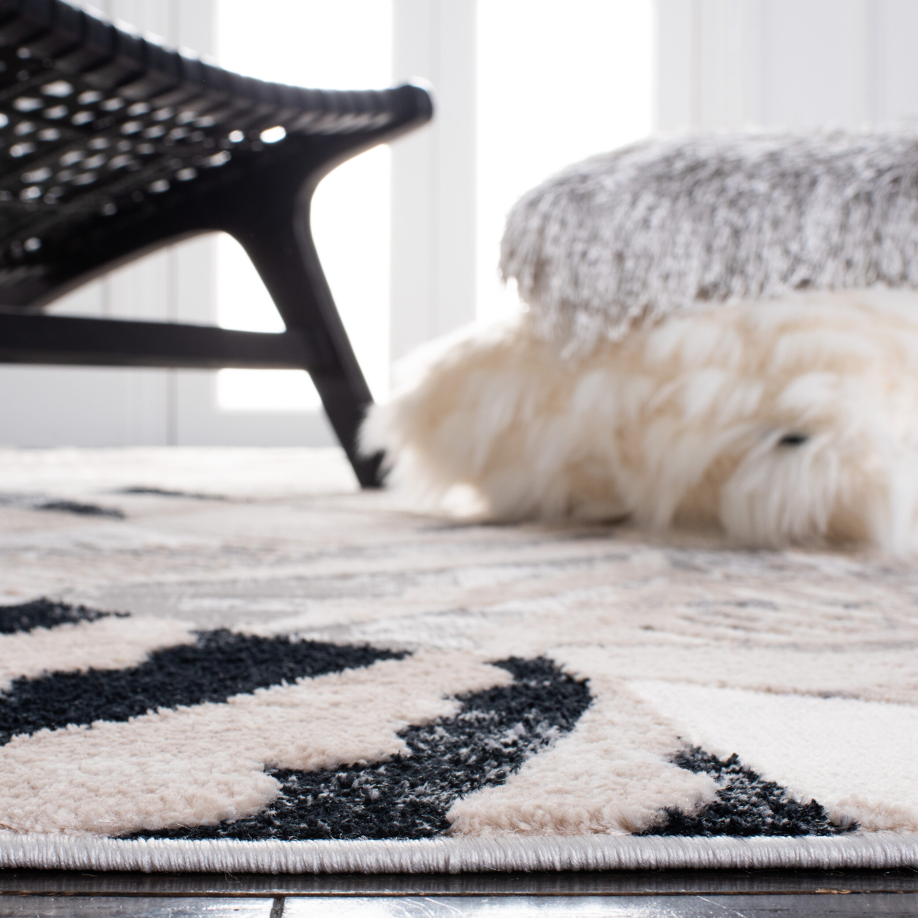 Safavieh LGN180A-7SQ rugs - View #4