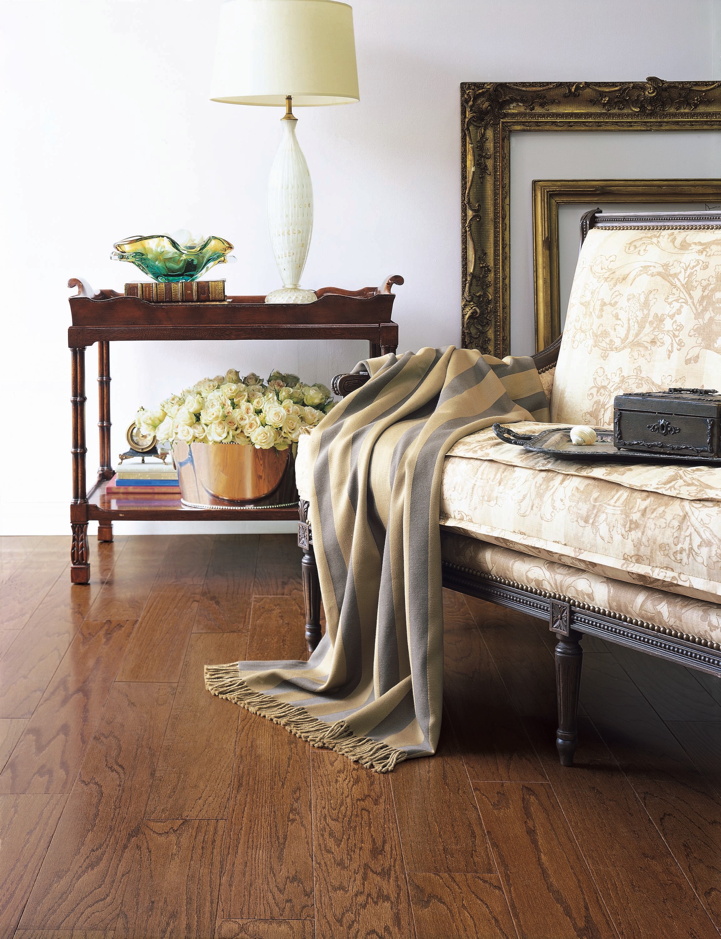 Bruce Turlington Lock and Fold Woodstock Oak 5-in W x 3/8-in T x 60-in Smooth/Traditional Engineered Hardwood Flooring (22-sq ft / Carton)