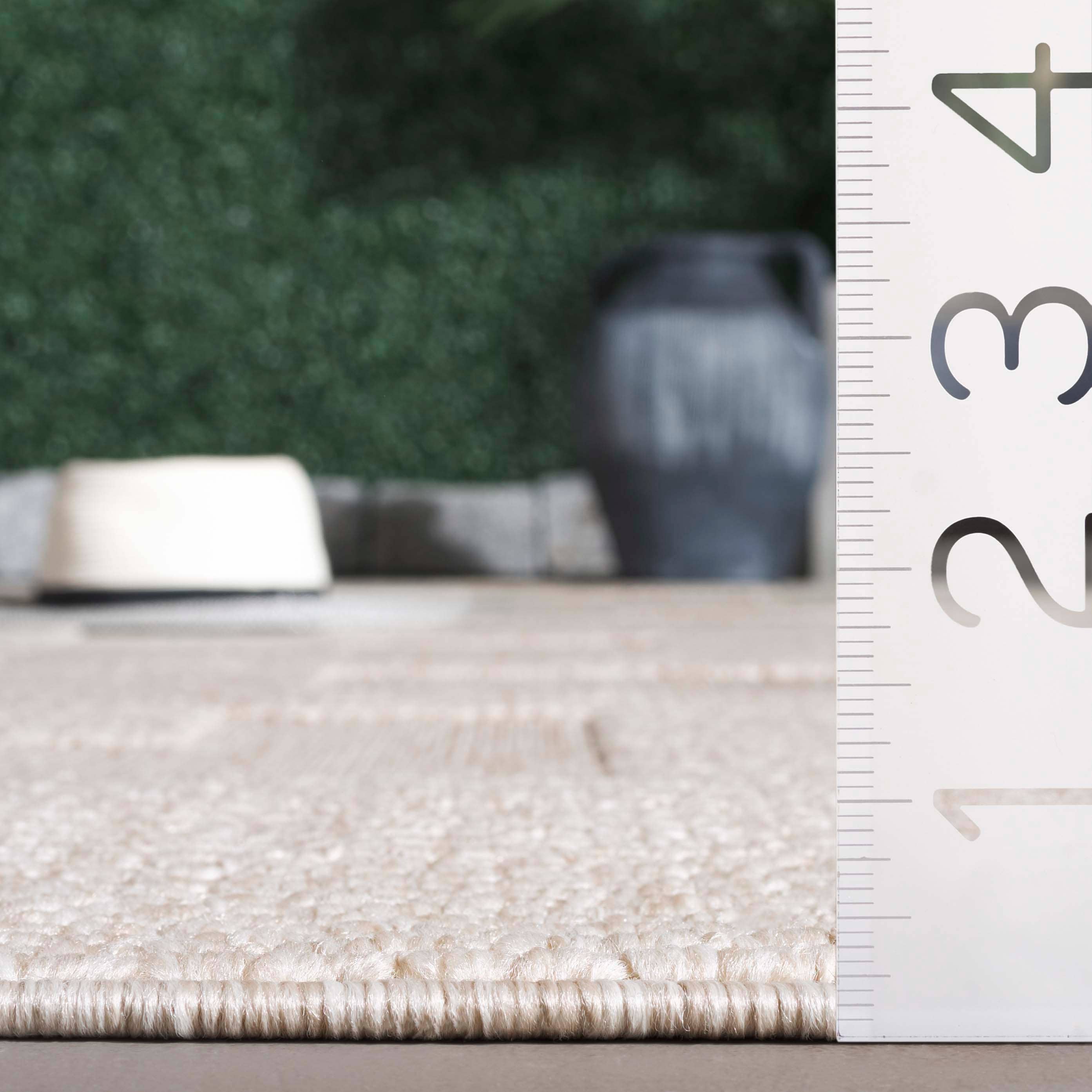 Safavieh MLO108B-7SQ rugs - View #3