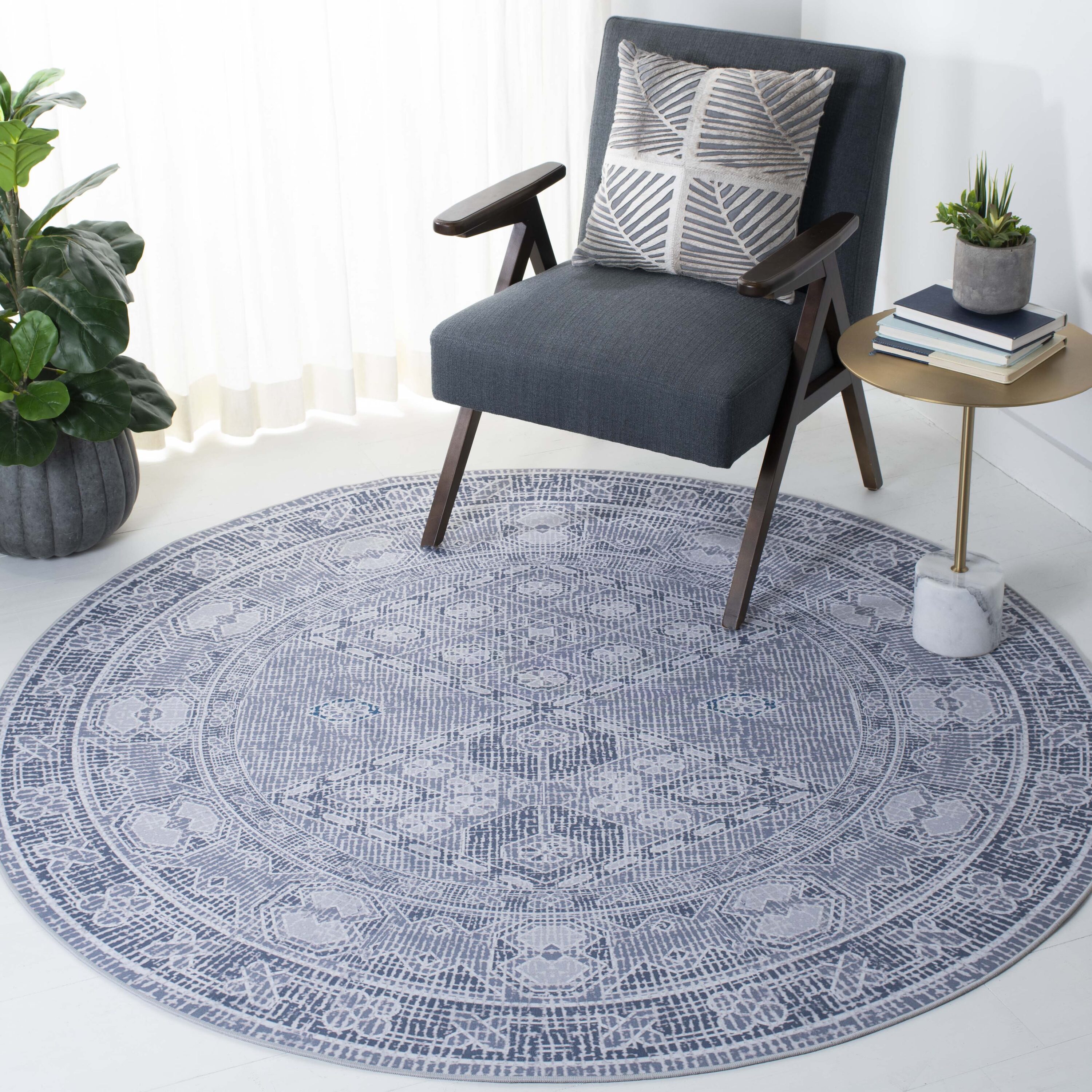 Tucson 141F Grey Ivory Machine Washable/Slip Resistant 6ft x 6ft Traditional Rug