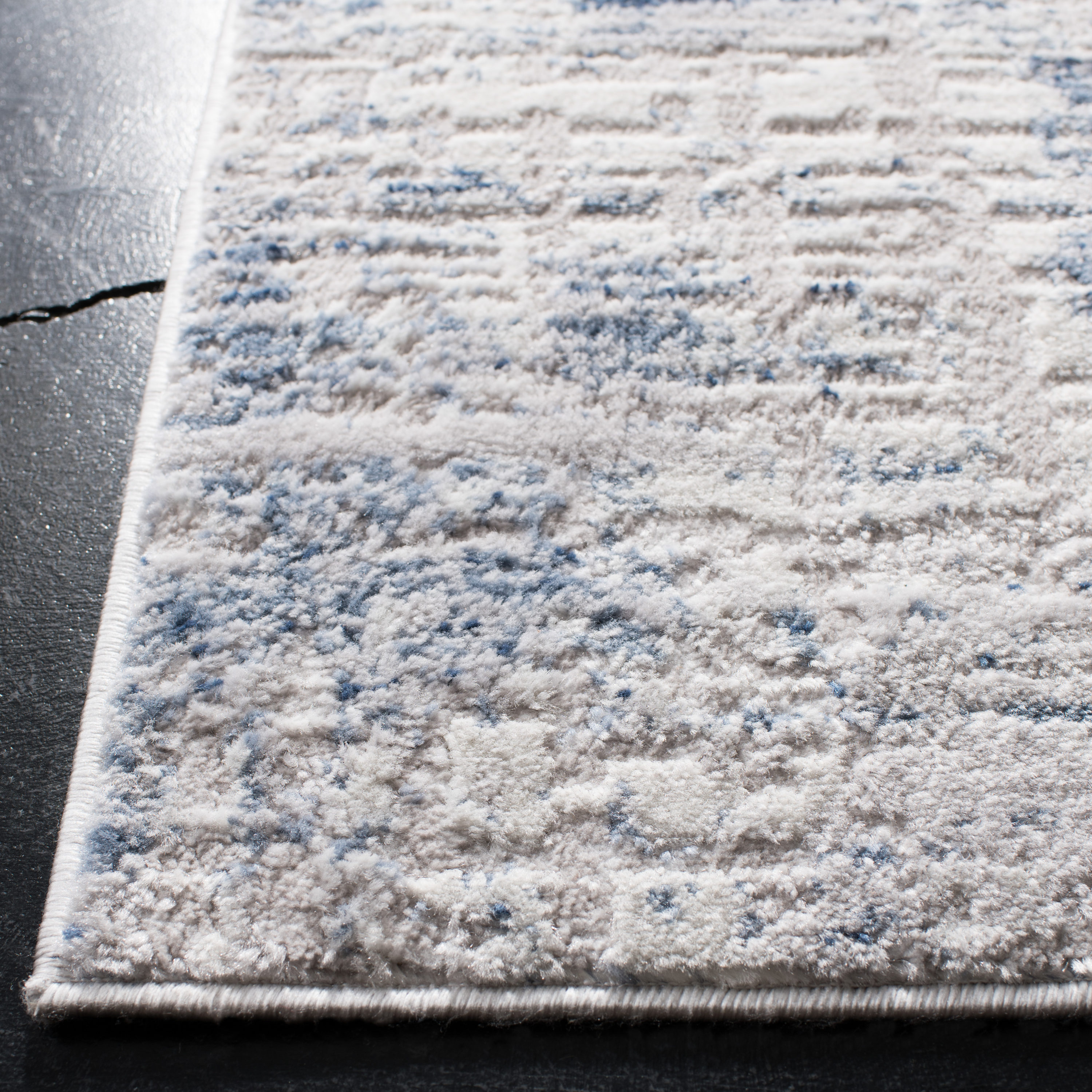 Safavieh ALA786M-7SQ rugs - View #3