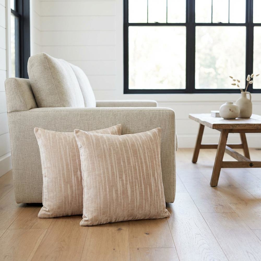 Michael Amini BCS-DP19-PARLL-CRM Accent-Pillows - View #3