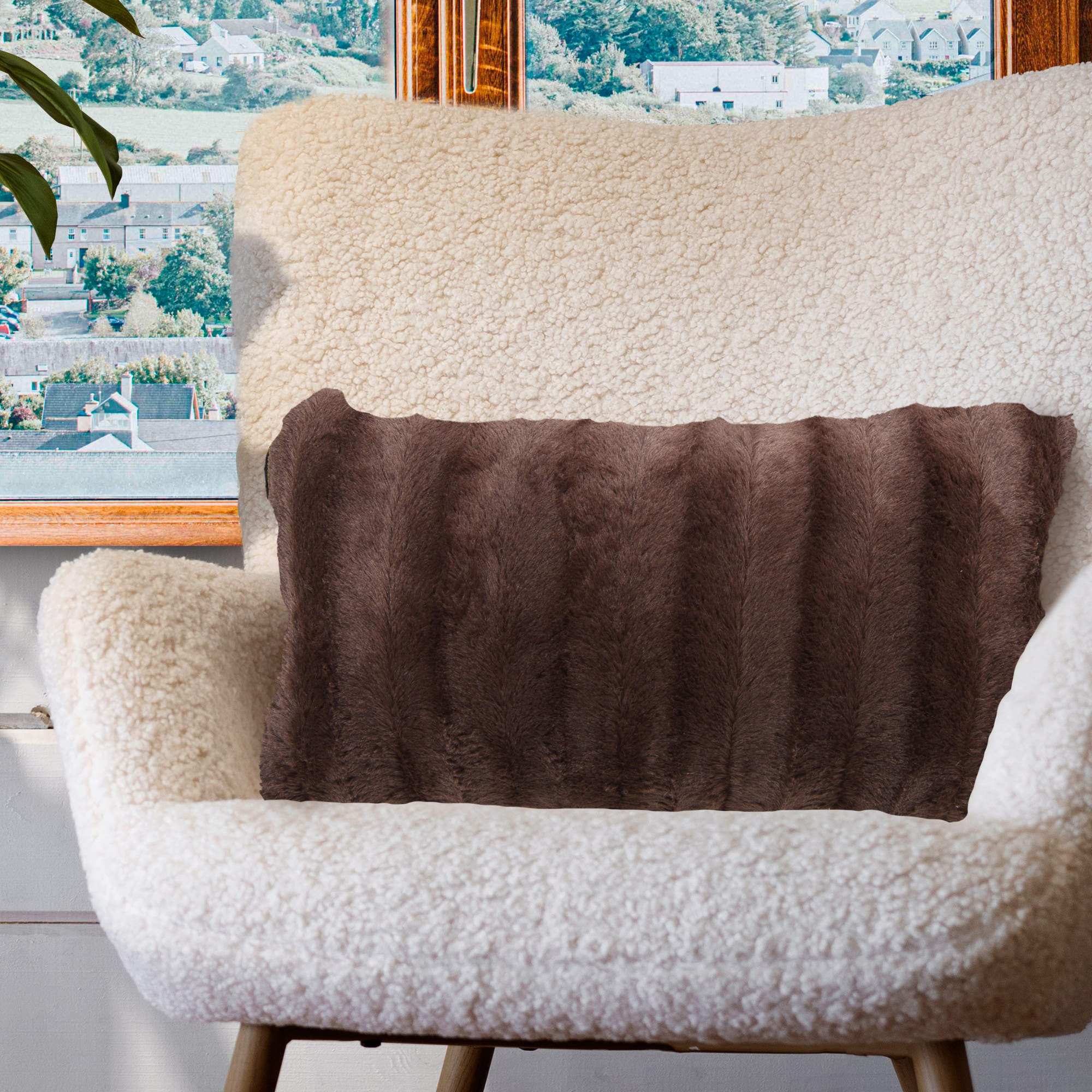 Cheer Collection  Faux Fur Throw Pillow Cover Soft Decorative Cushion Cover with Hidden Zipper 12 x 20 Inch